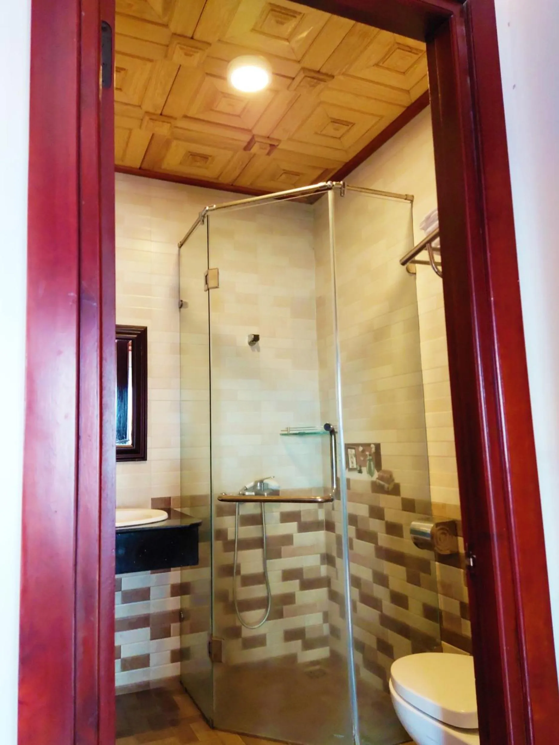 Bathroom in New Hampton Suits-Tam Xuan Centre Hotel