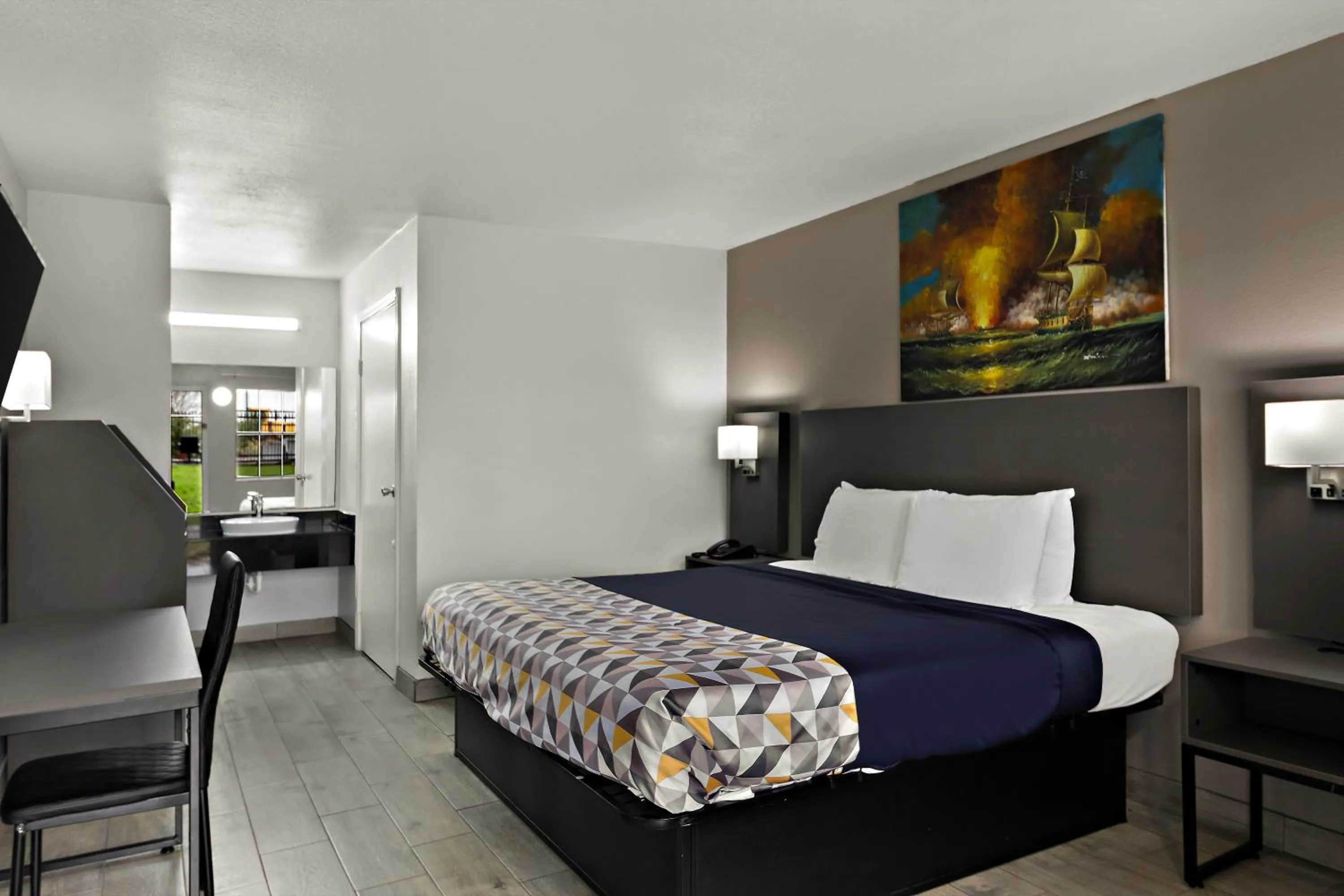 Bed in Knights Inn - Belton/Temple