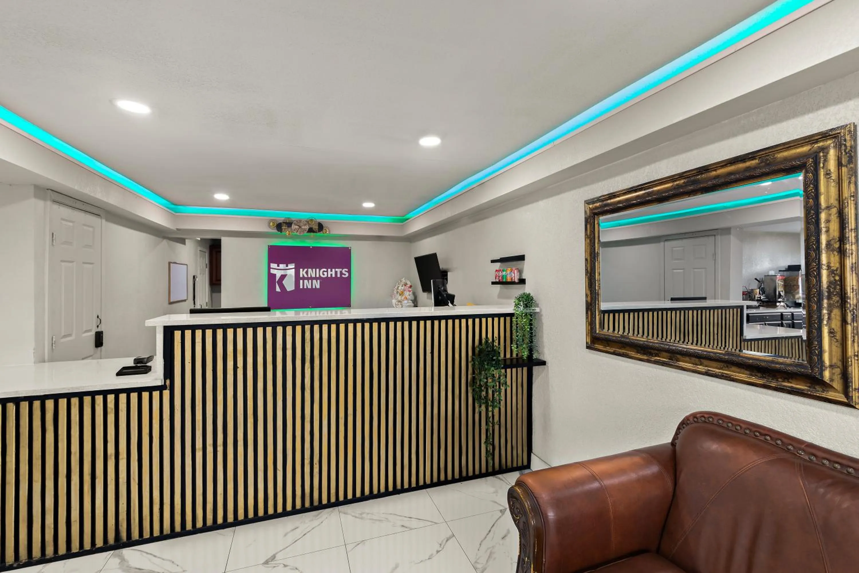 Lobby or reception in Knights Inn - Belton/Temple