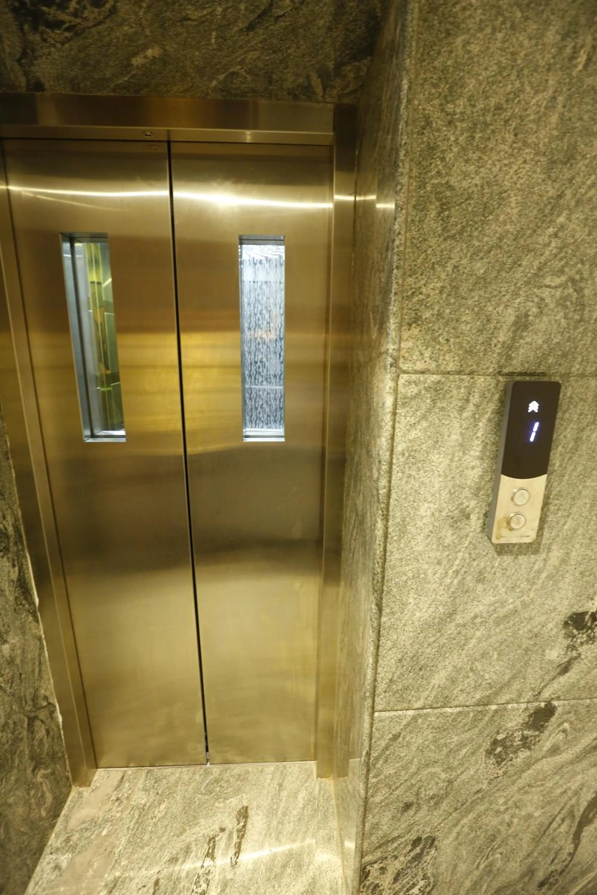 Facade/entrance in Nitheesh Residency