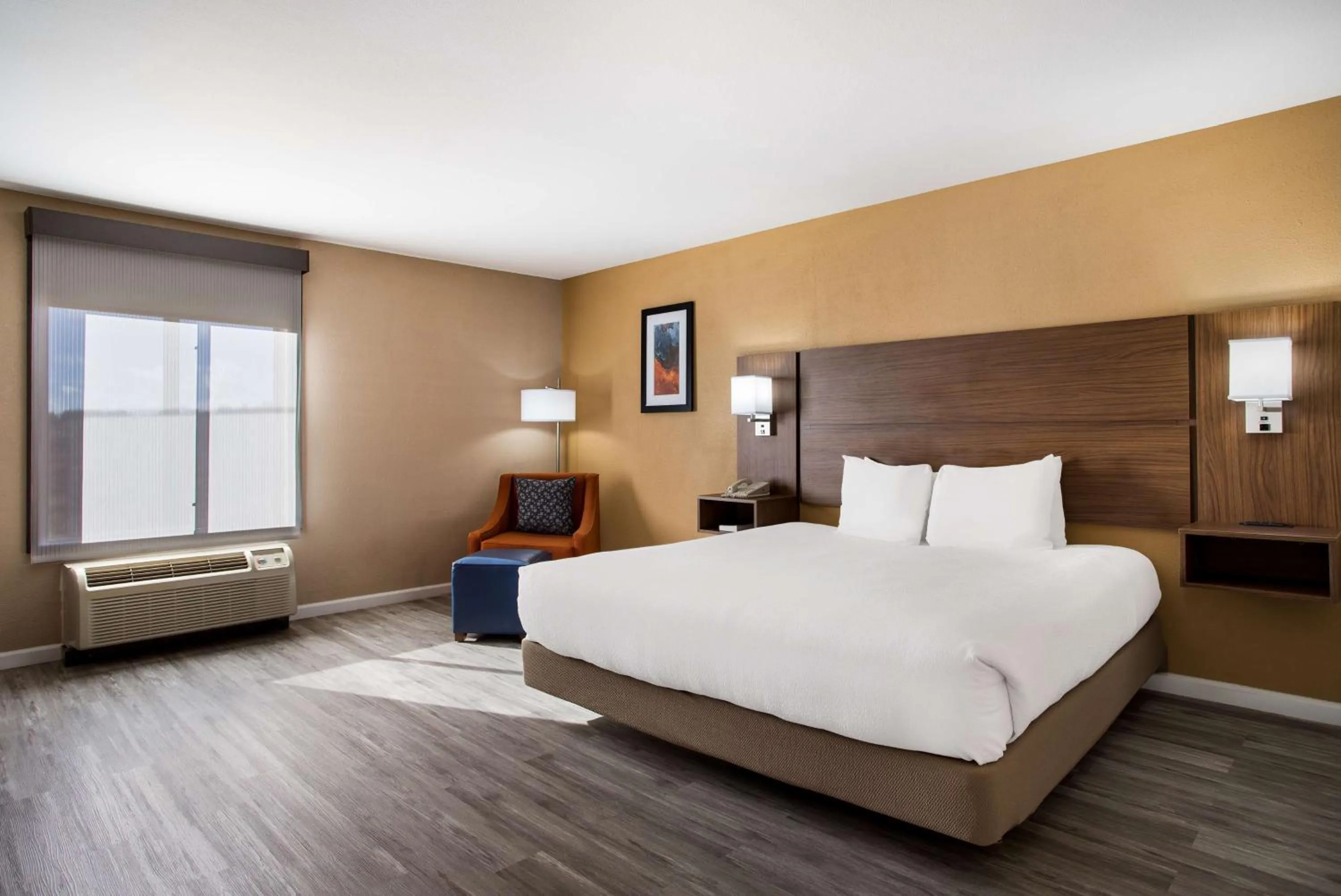 Bedroom, Bed in Best Western Gallup West