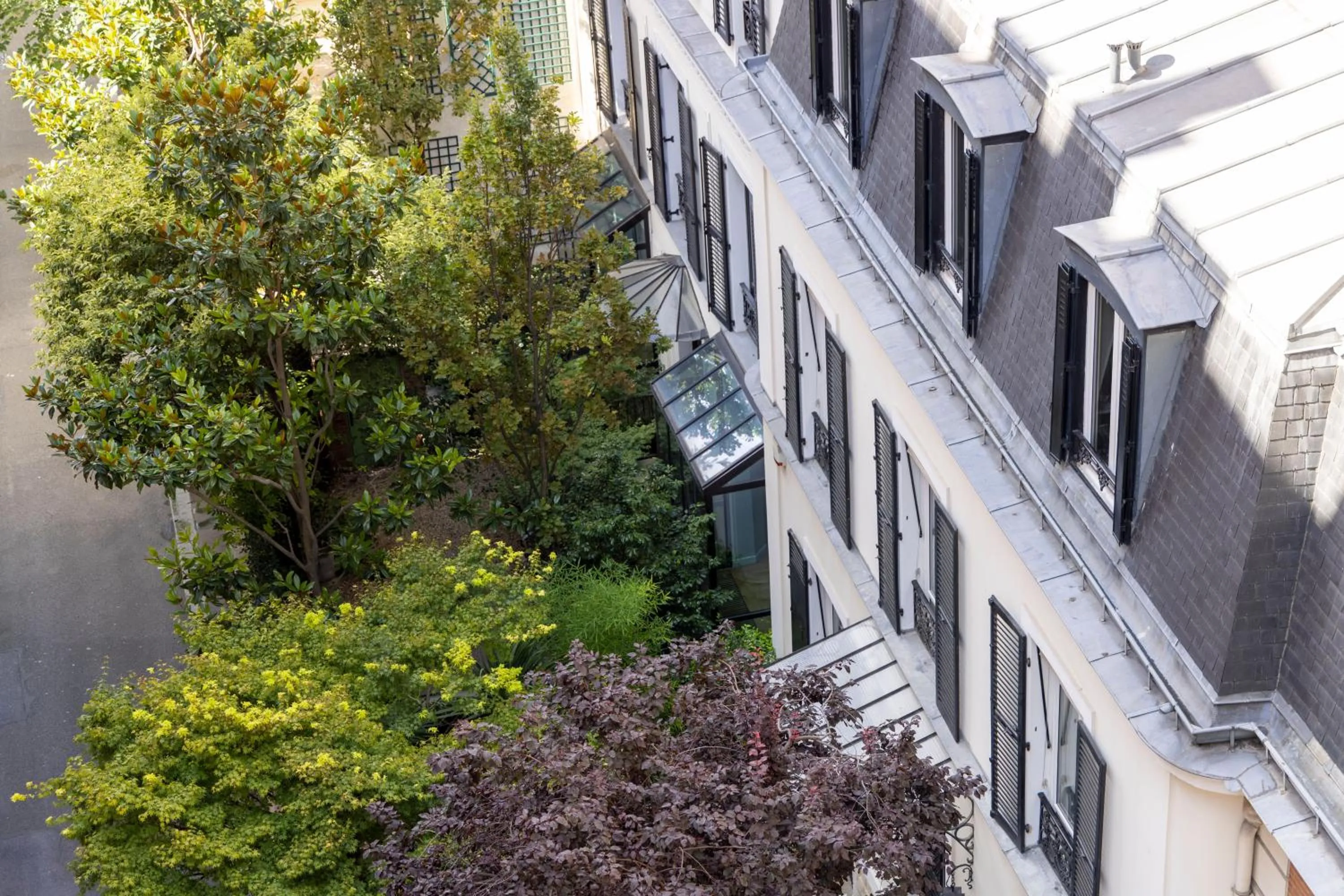 City view in Hôtel Toujours & Spa