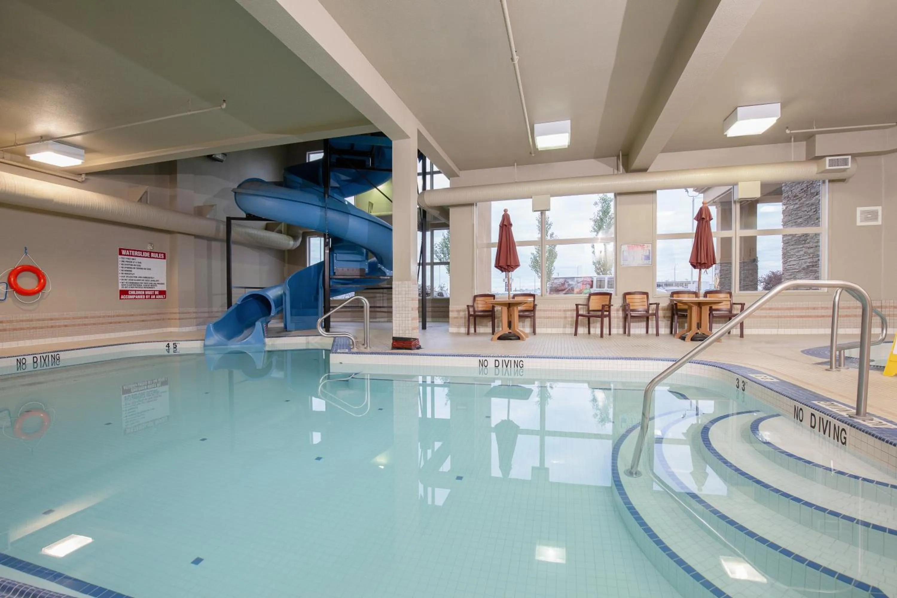 Swimming pool in Pomeroy Hotel Fort St. John