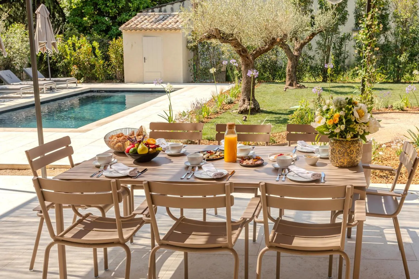 Patio in Le Vallon de Valrugues Hotel Spa & Villas