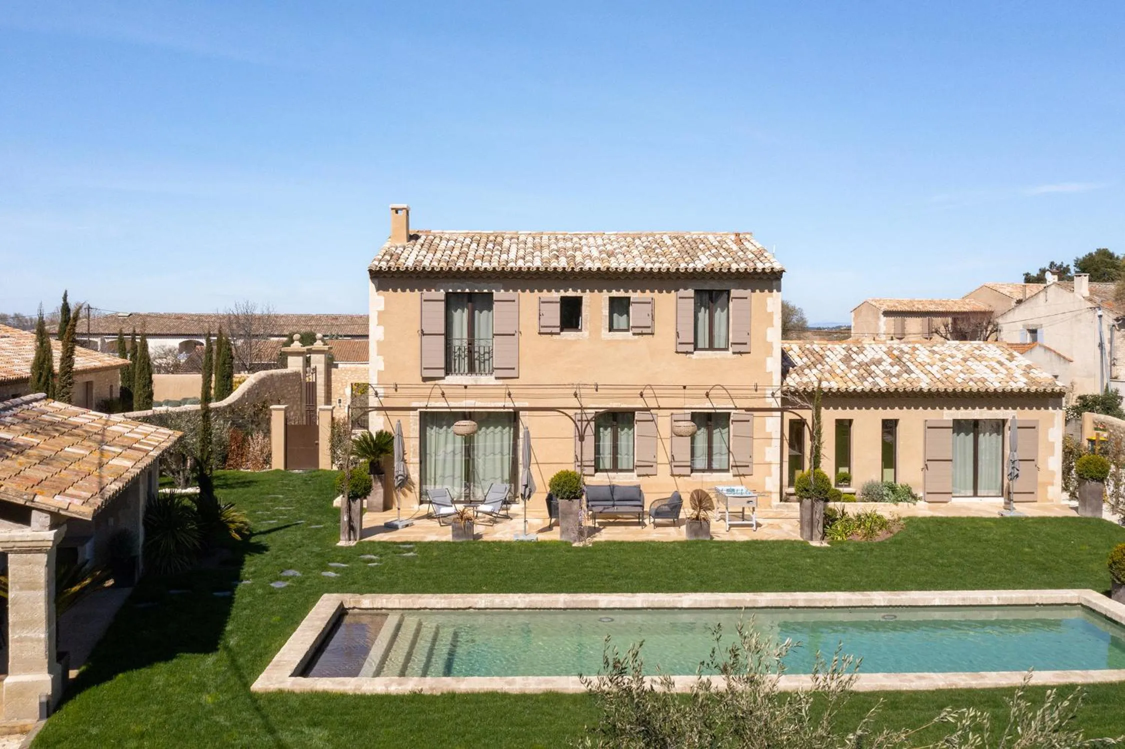 Pool view in Le Vallon de Valrugues Hotel Spa & Villas