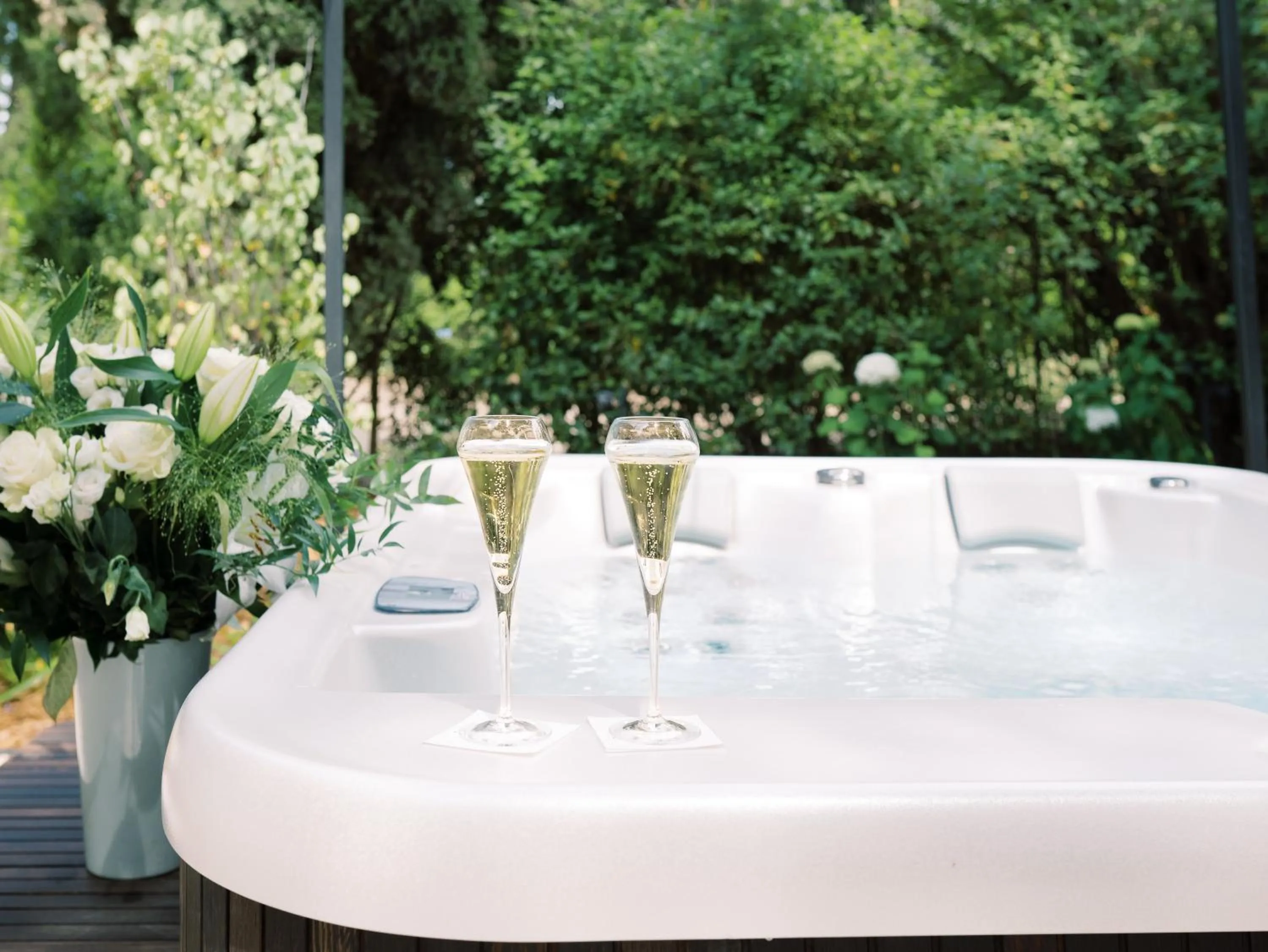 Spa and wellness centre/facilities in Le Vallon de Valrugues Hotel Spa & Villas