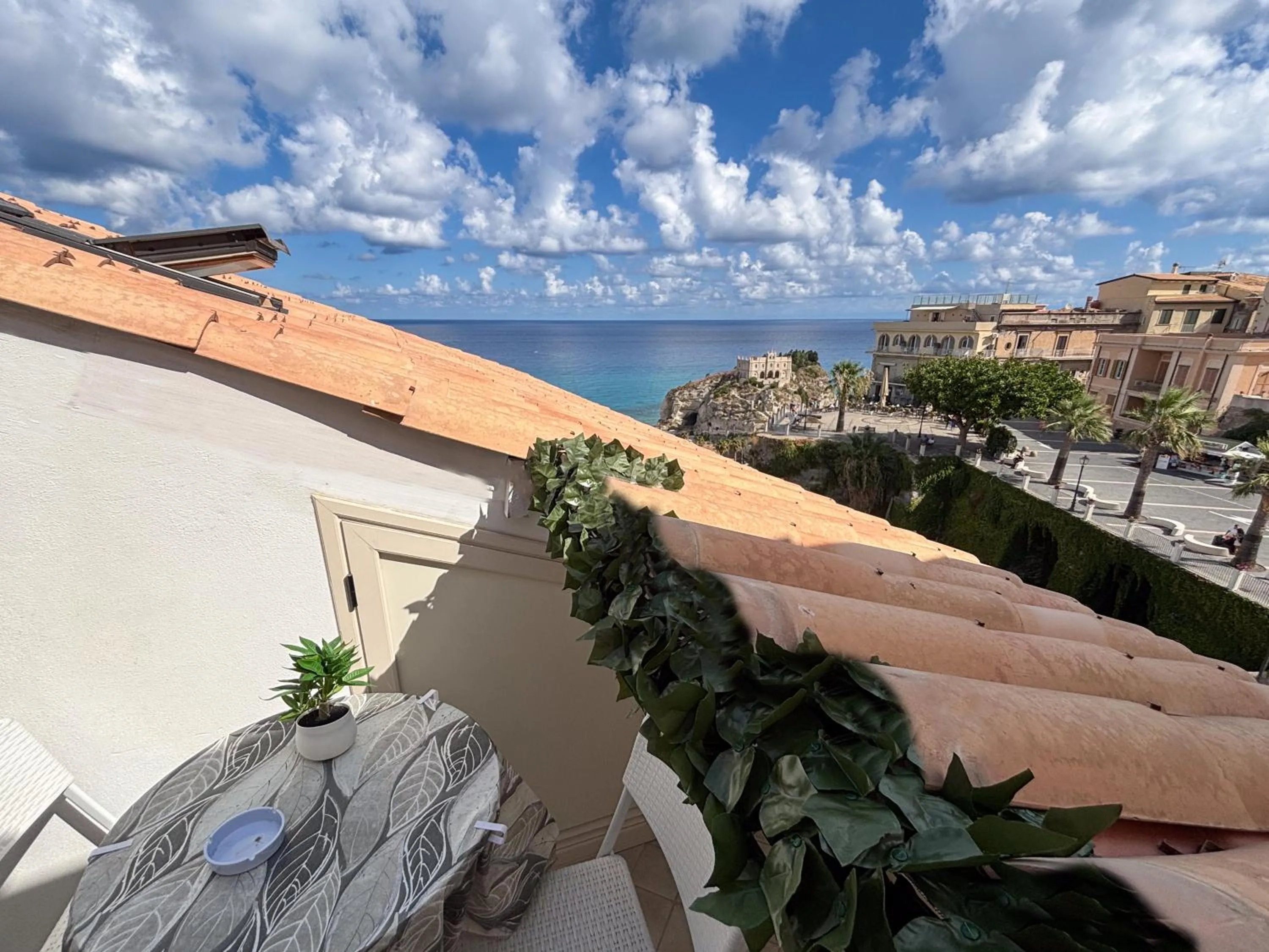 Natural landscape in B&B Island Tropea -Sea View Rooms & Suites-