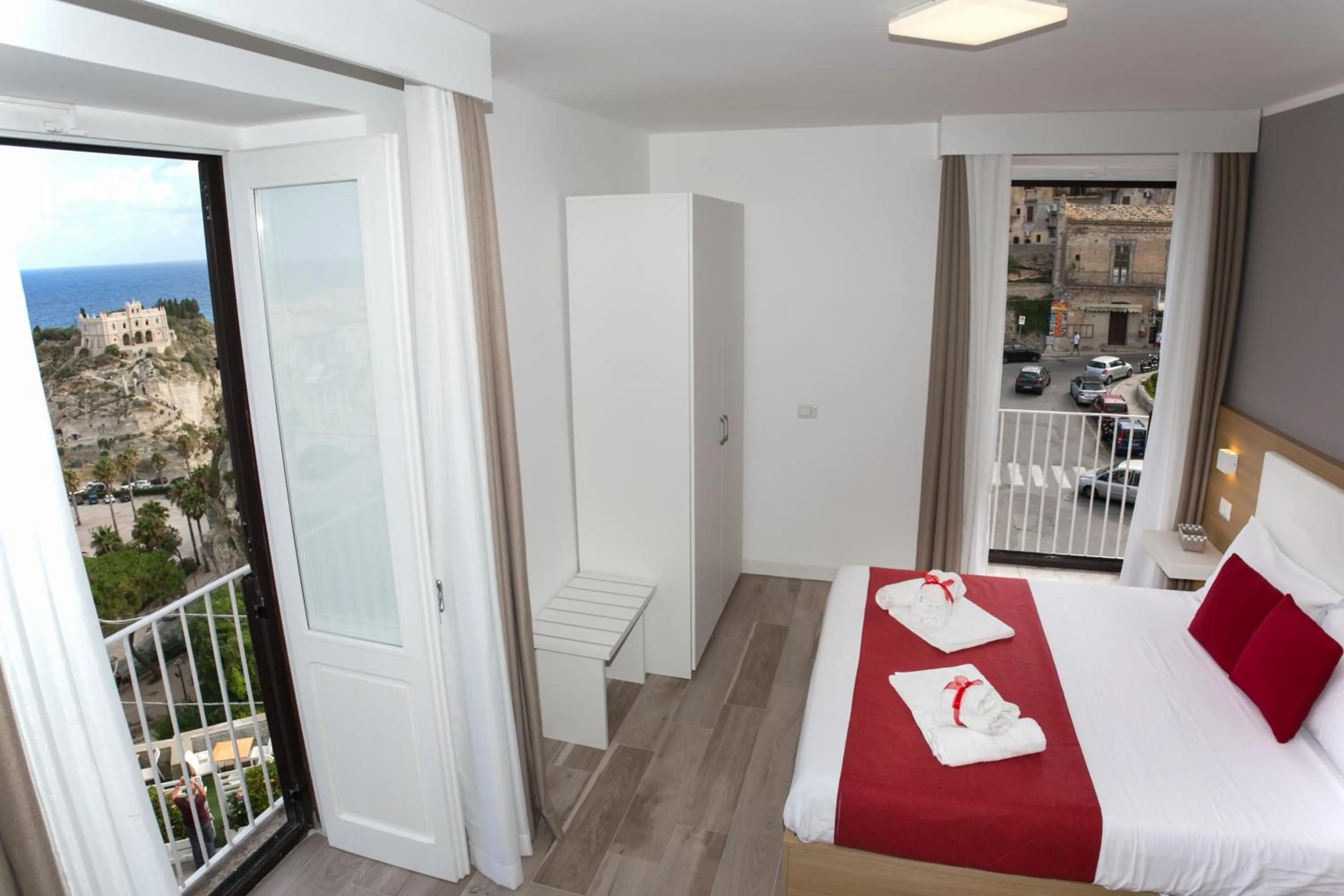 Nearby landmark, Bed in B&B Island Tropea -Sea View Rooms & Suites-