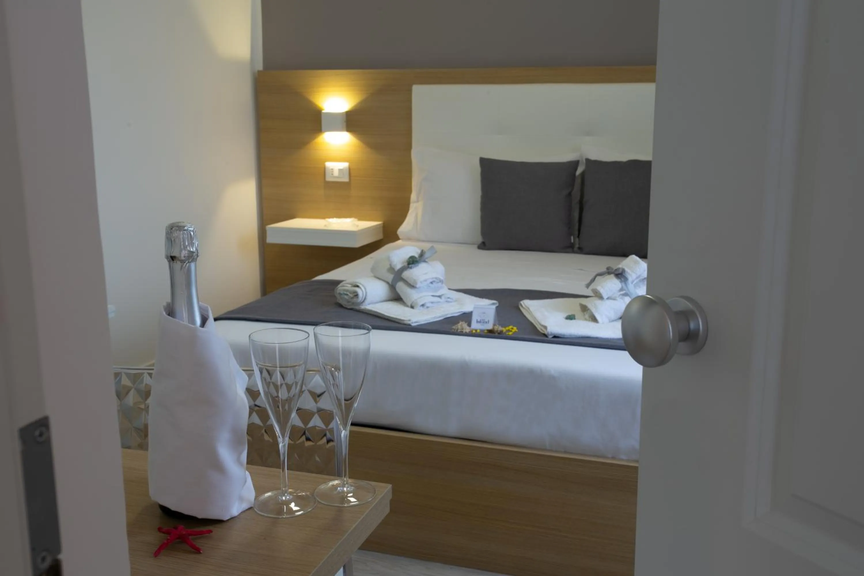 Bed in B&B Island Tropea -Sea View Rooms & Suites-