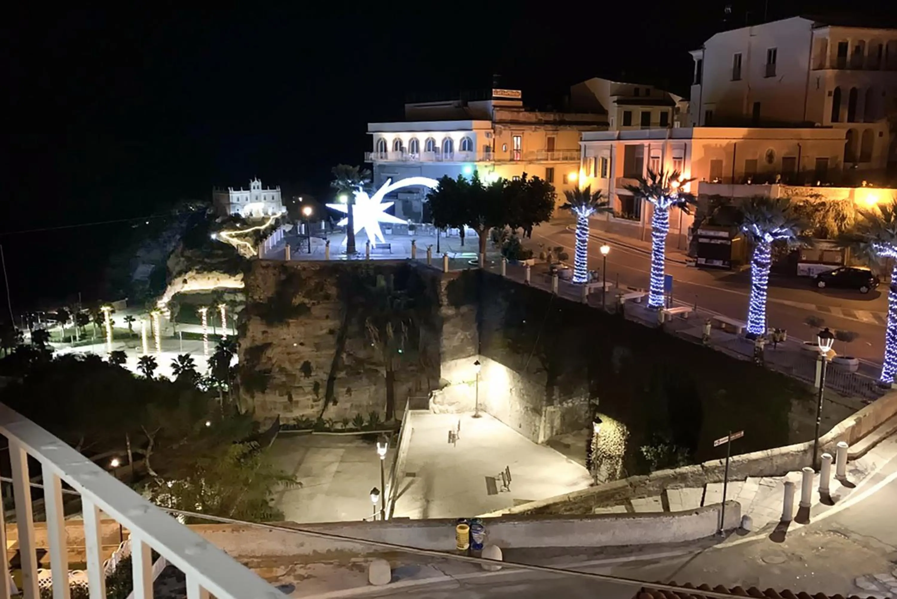 Night in B&B Island Tropea -Sea View Rooms & Suites-