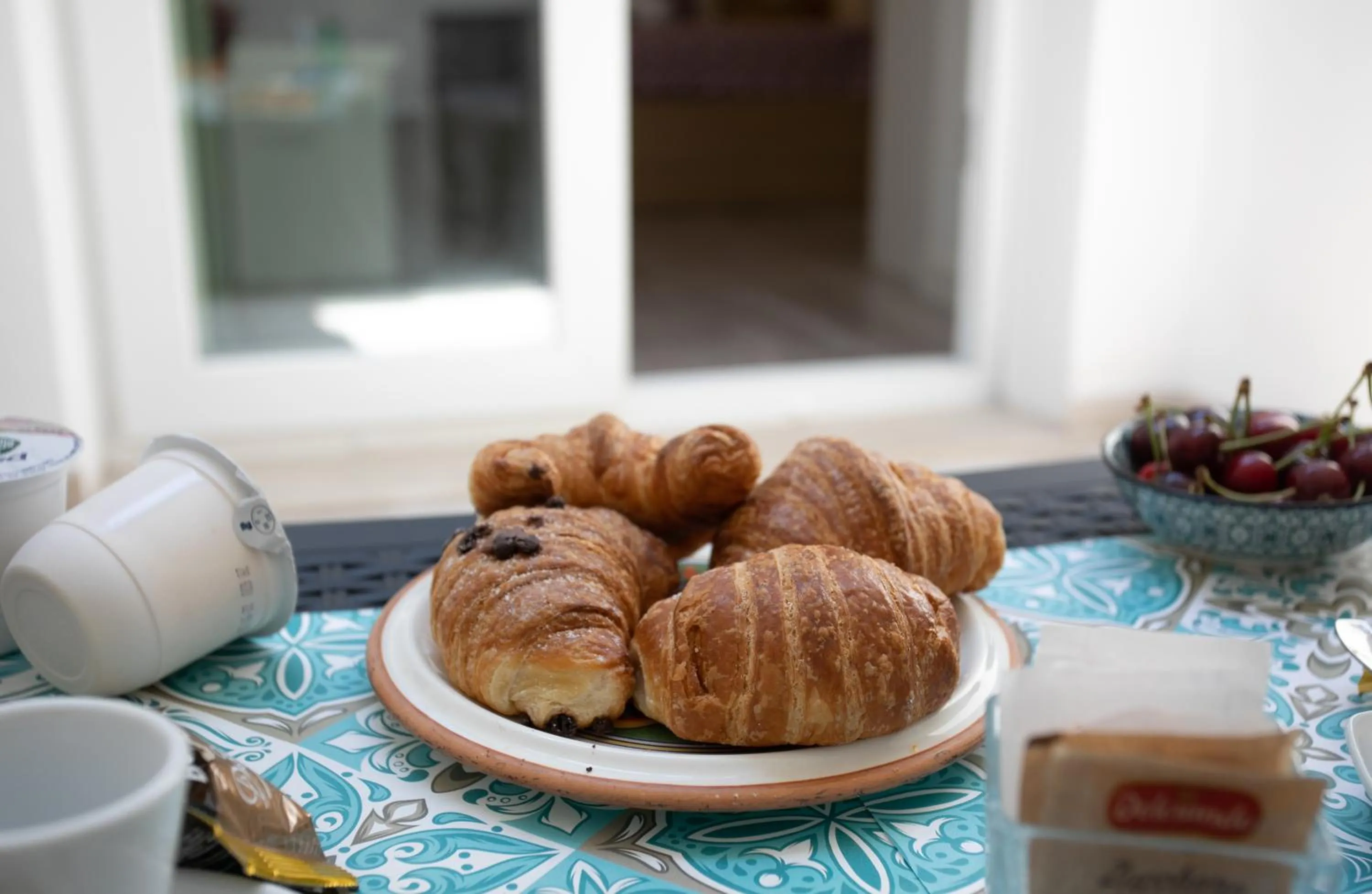 Food and drinks in B&B Island Tropea -Sea View Rooms & Suites-