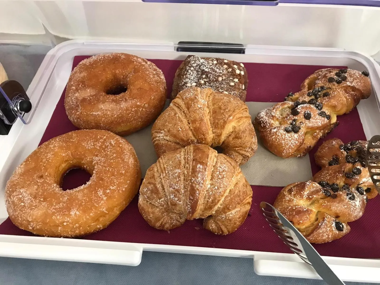 Food and drinks in B&B Island Tropea -Sea View Rooms & Suites-