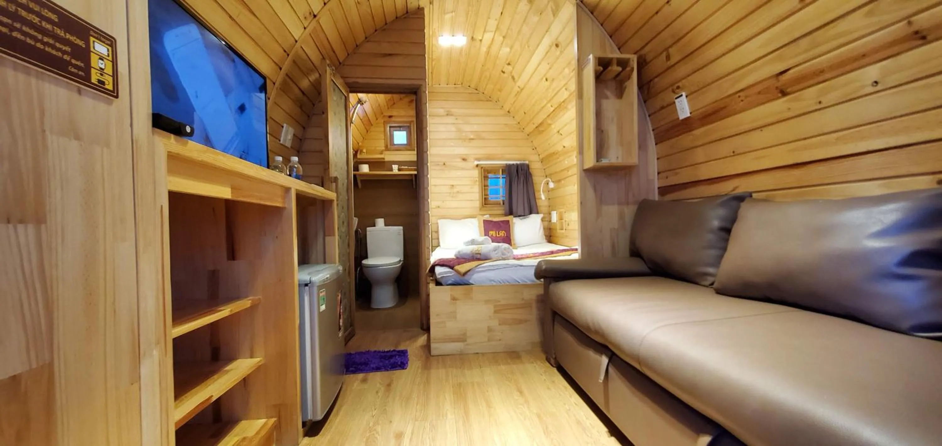 Seating area, Bed in Mi Lan Boutique Resort