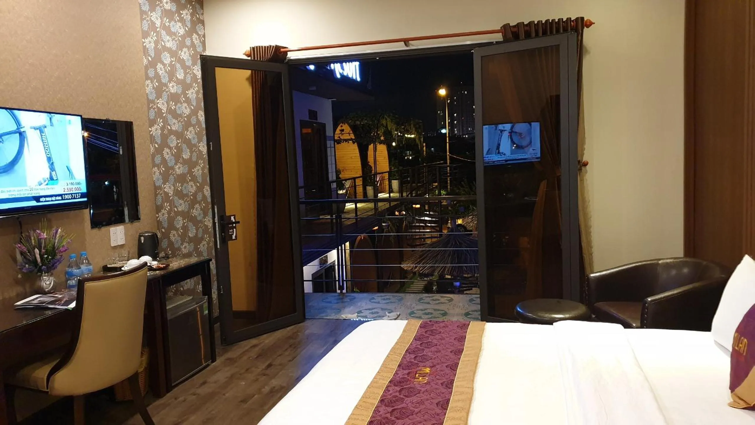 TV and multimedia, Bed in Mi Lan Boutique Resort