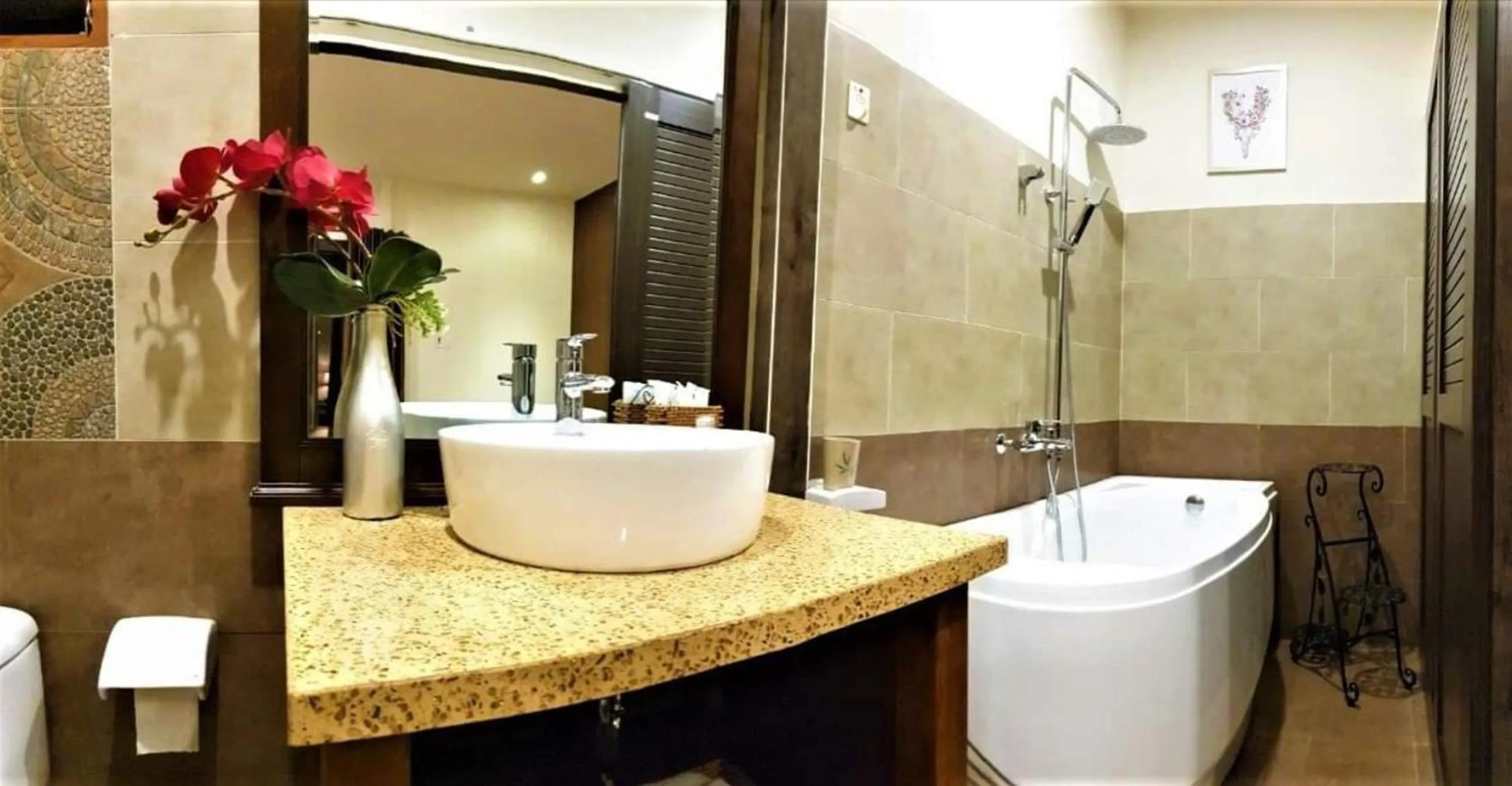 Bathroom in Mi Lan Boutique Resort