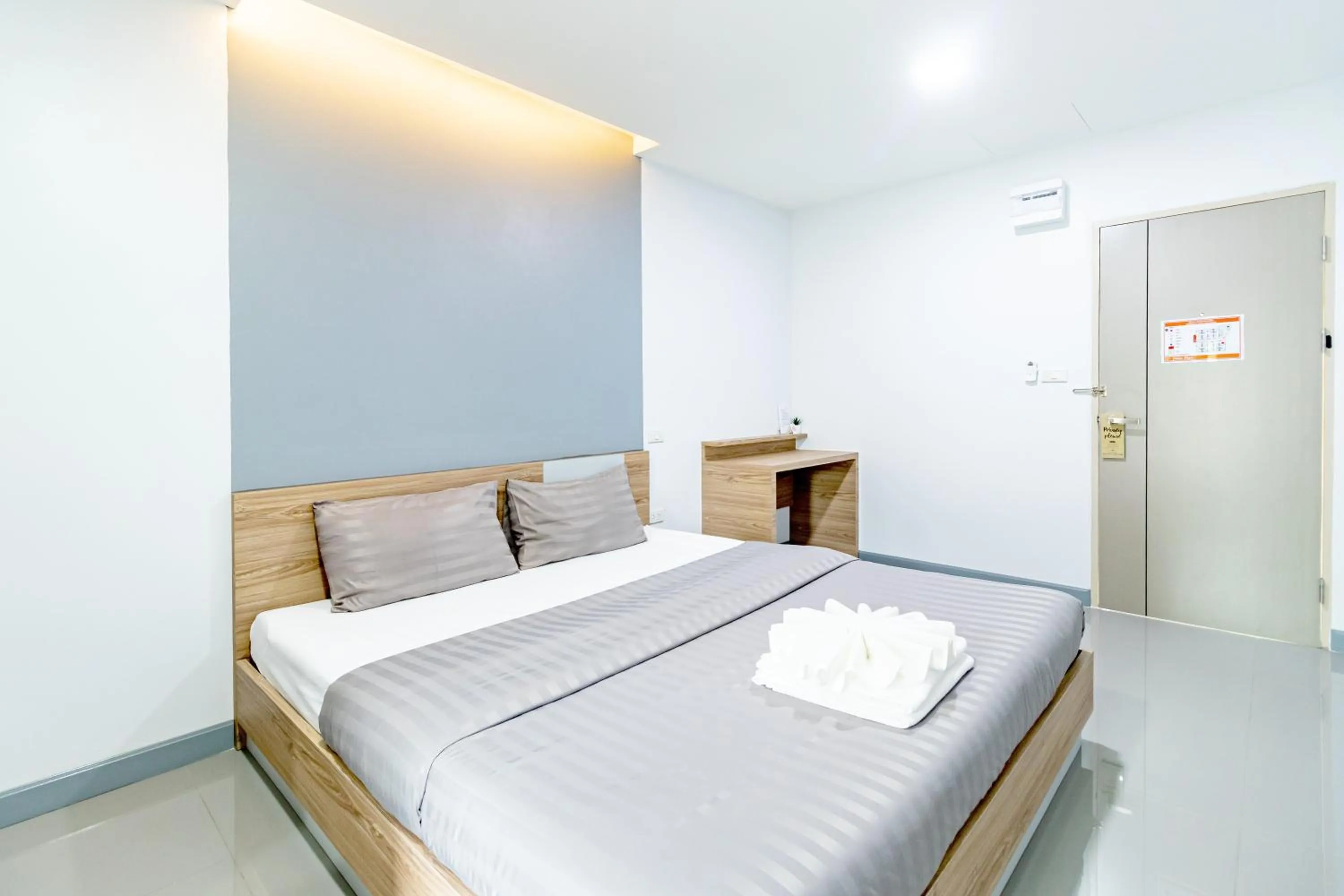 Bedroom, Bed in BeWish Residence Bangphlat