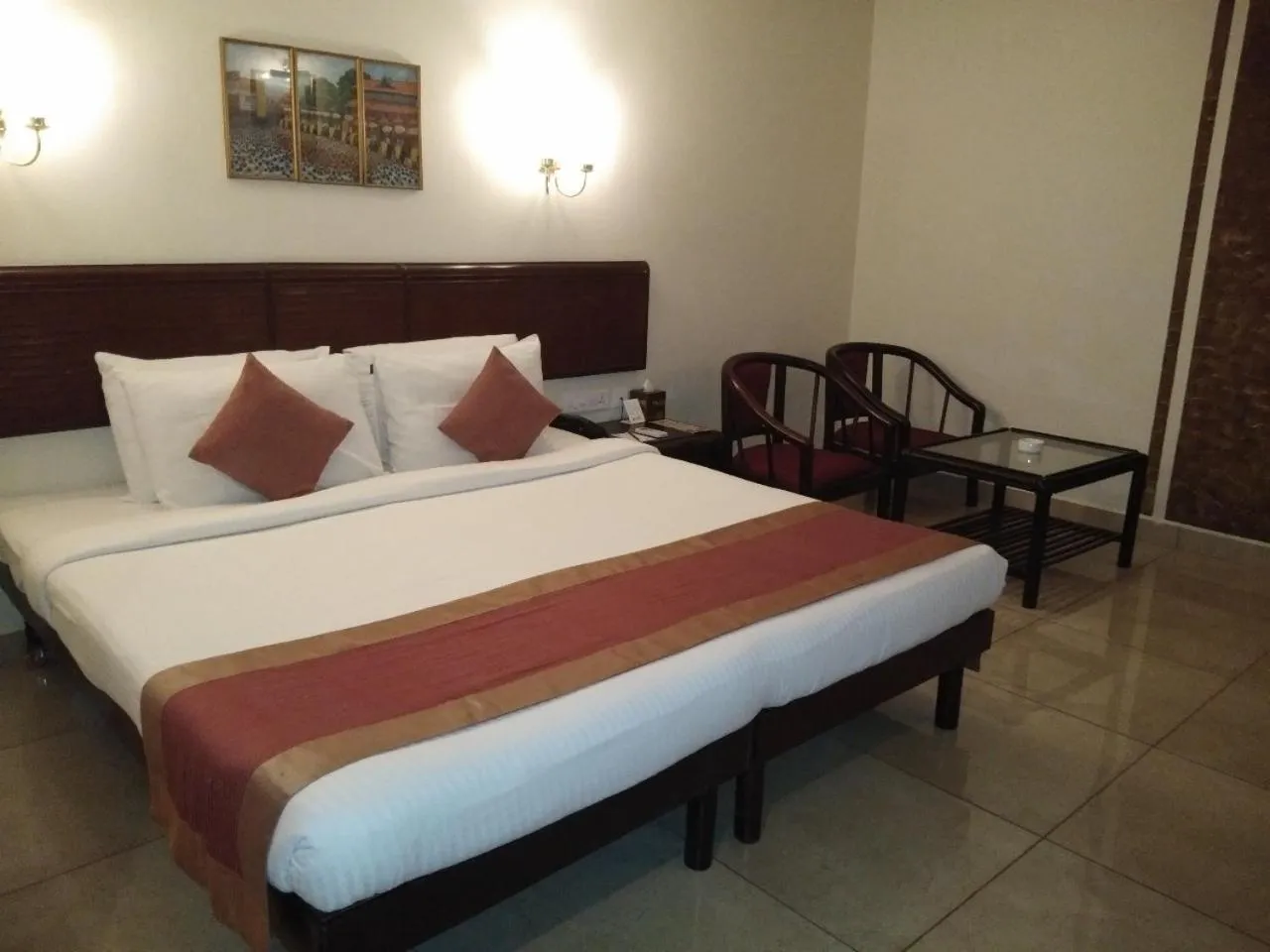 Bedroom, Bed in Yuvarani Residency