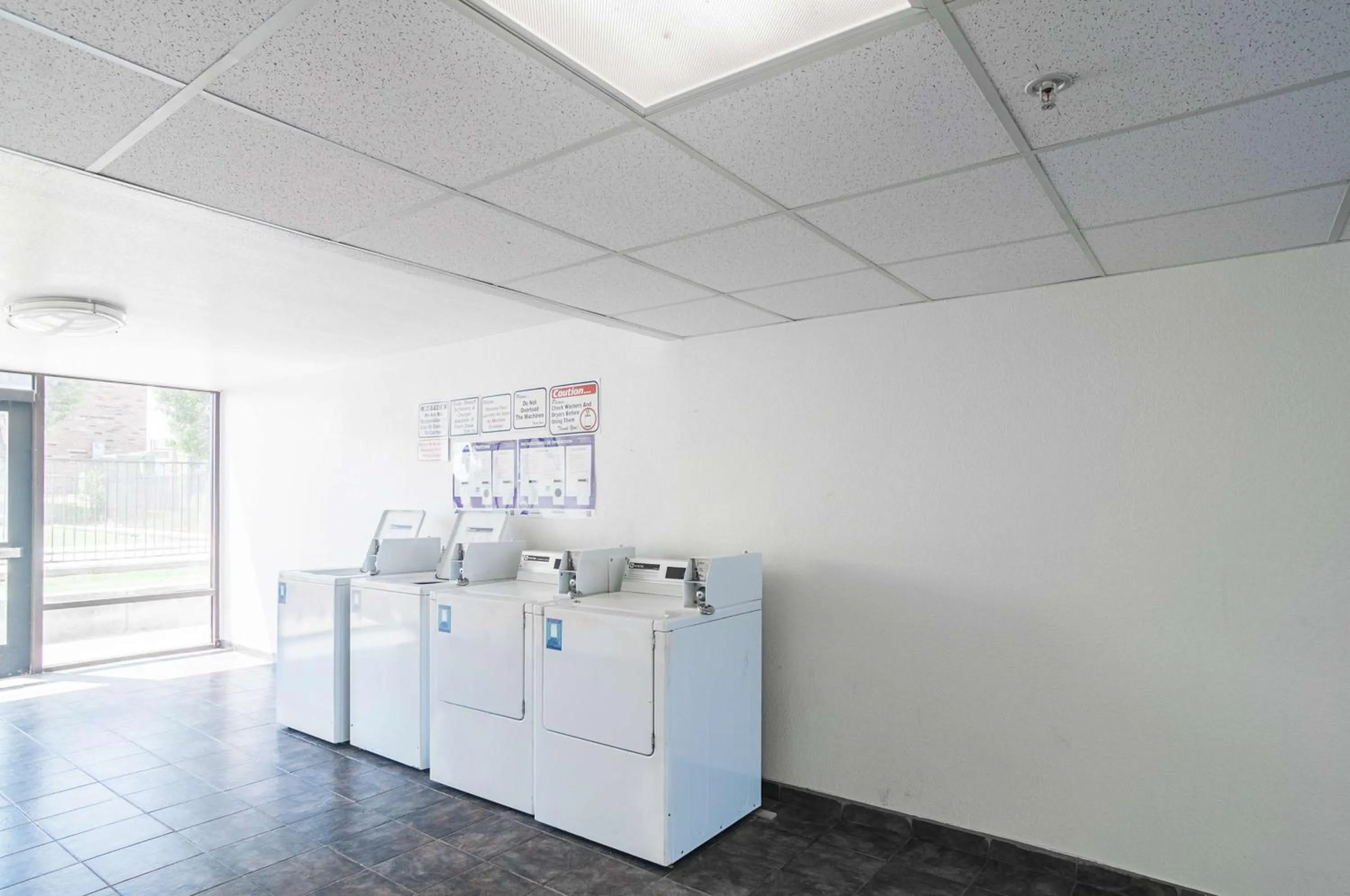 laundry in Motel 6-Oklahoma City, OK - South