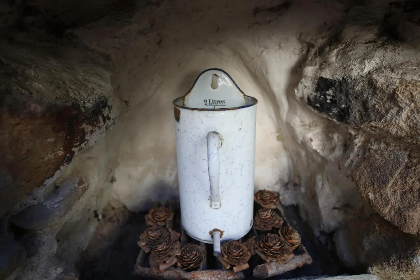 Decorative detail in Le Mas Fraissinet