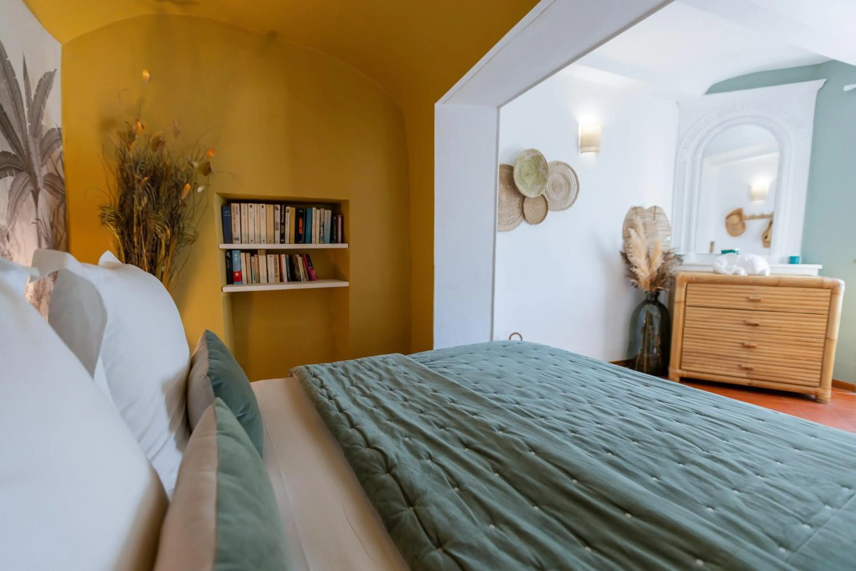 Bedroom, Bed in Le Mas Fraissinet