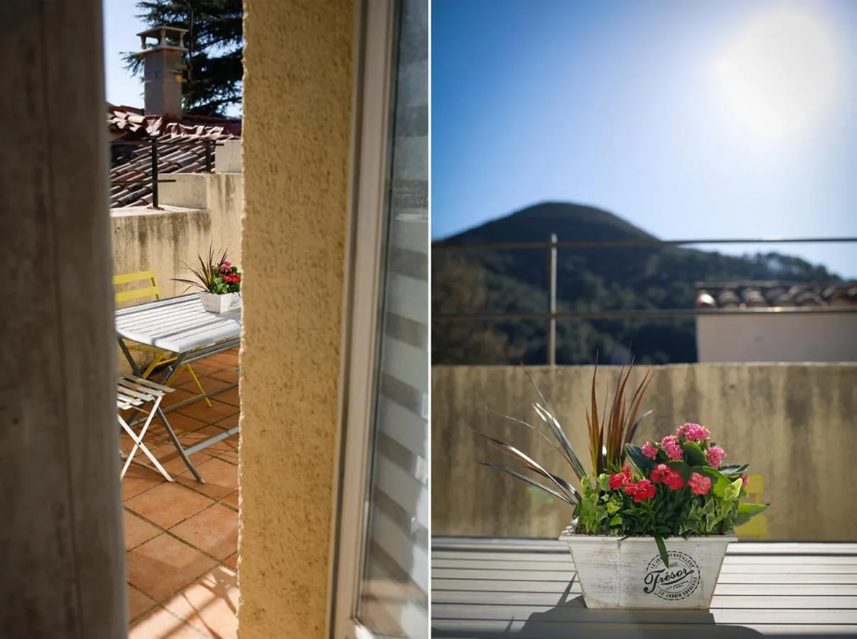 Balcony/Terrace in Le Mas Fraissinet