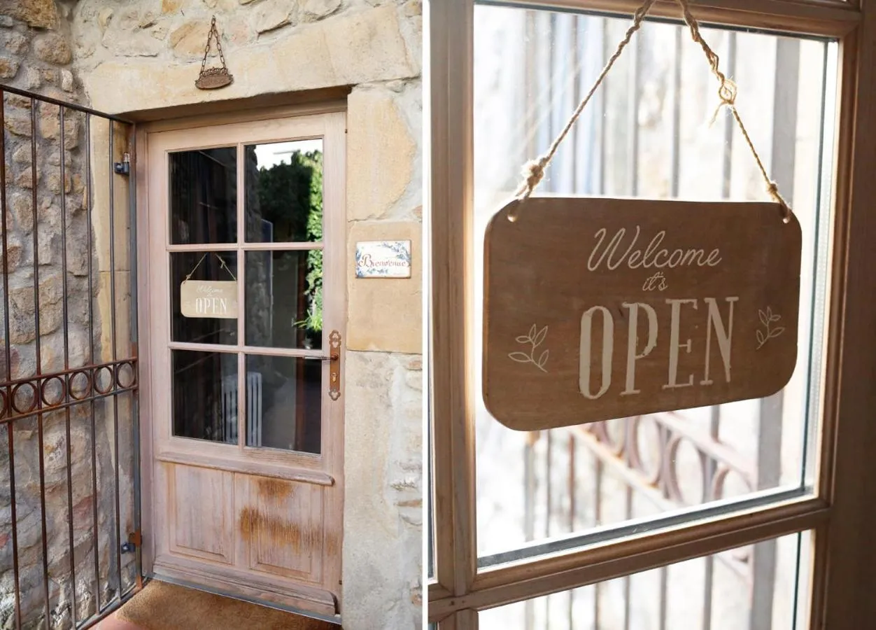 Property building in Le Mas Fraissinet