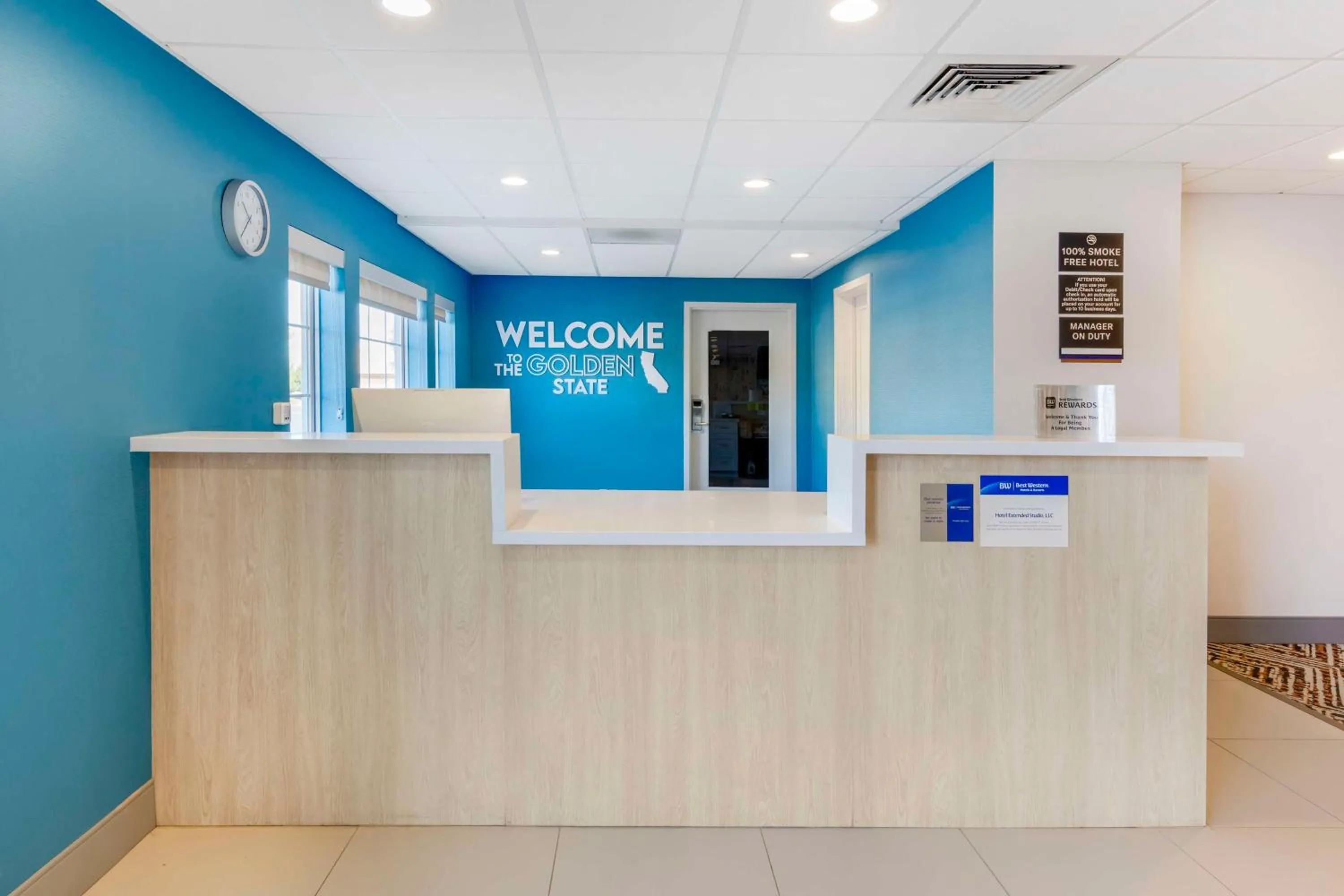 Lobby or reception in Executive Residency by Best Western Victorville