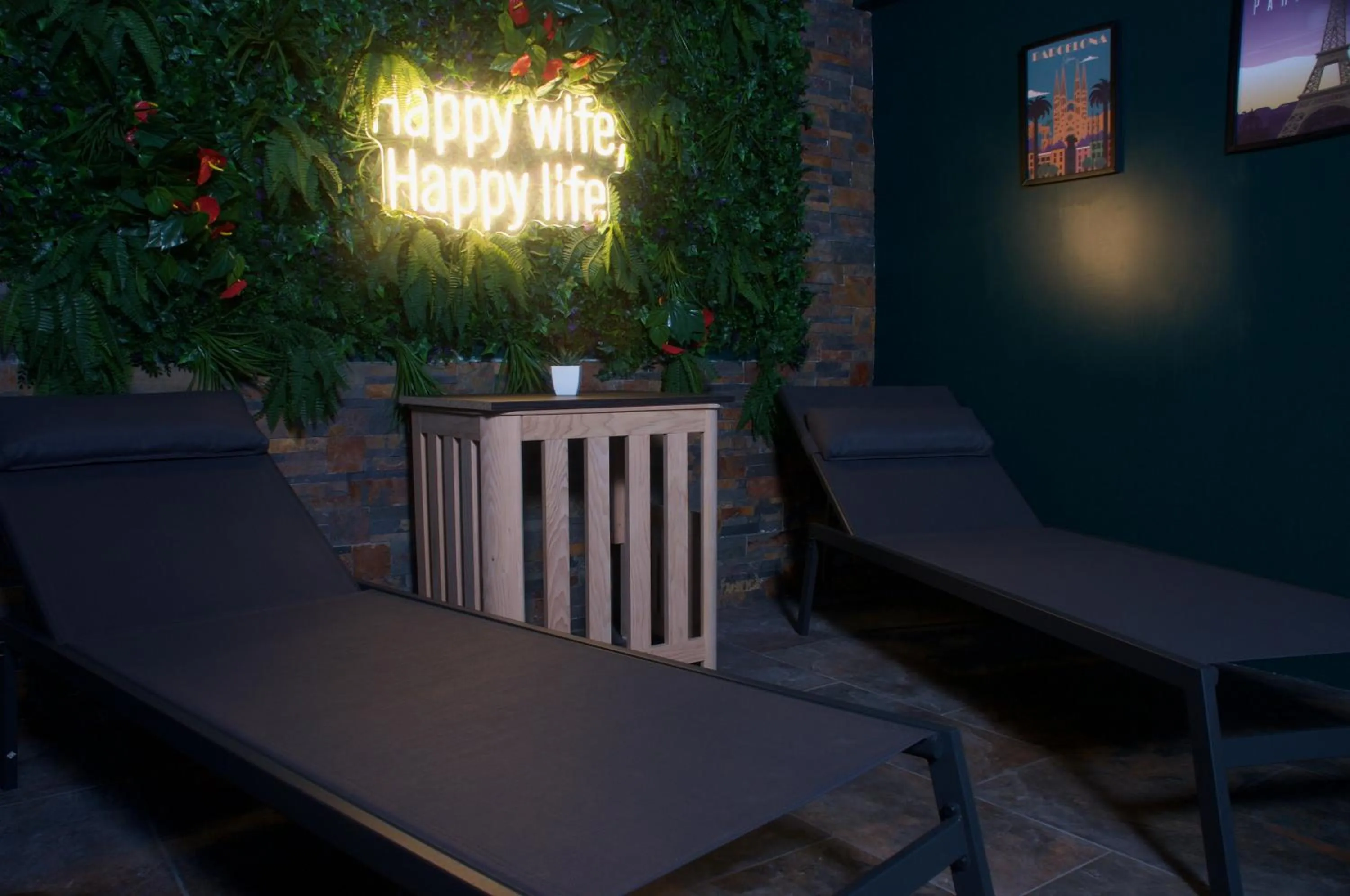 Spa and wellness centre/facilities in The Originals City, Hôtel Rive Droite, Albi "Quartier Madeleine"