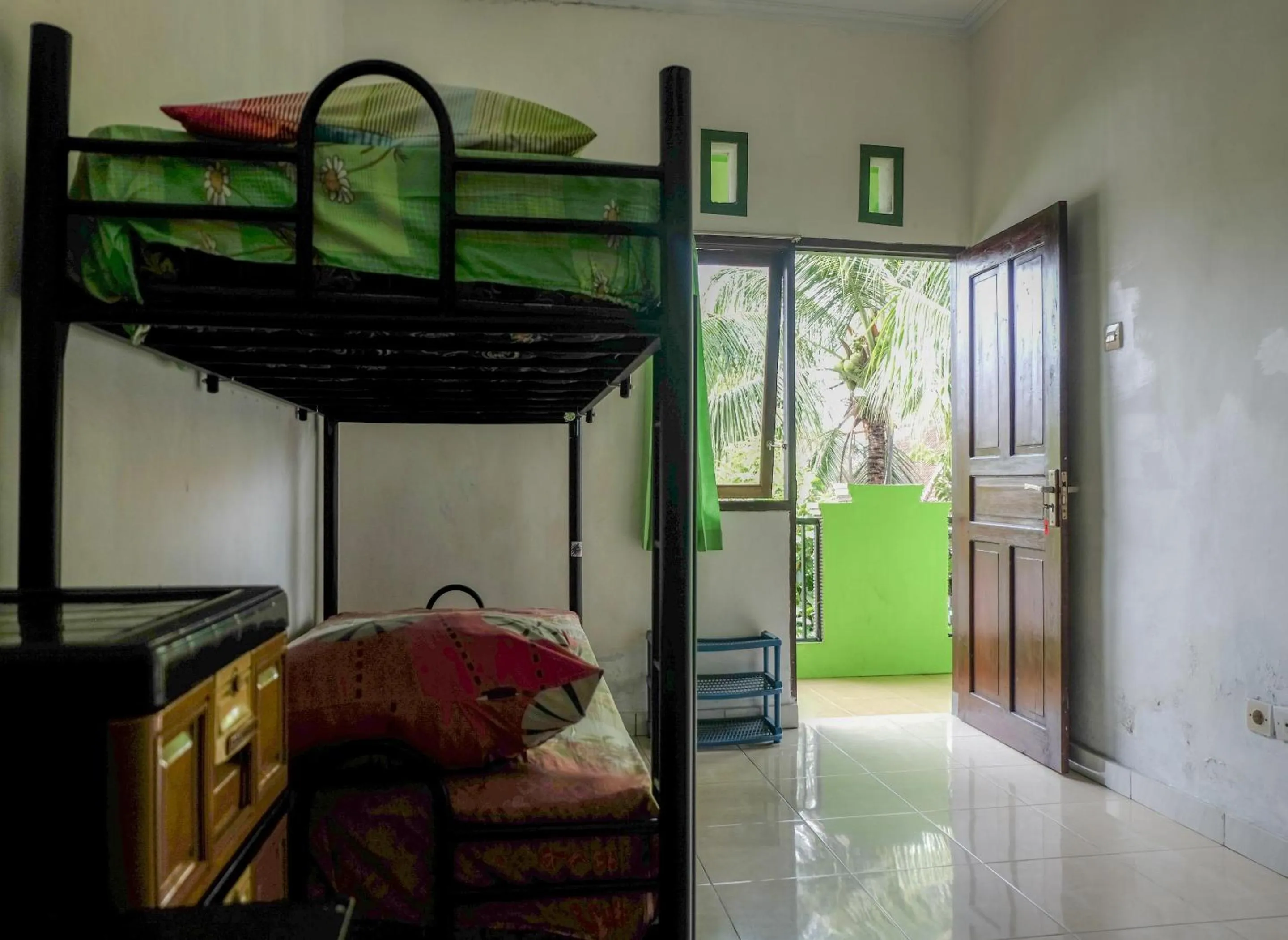 bunk bed, Bed in Umah Hijau Tabanan