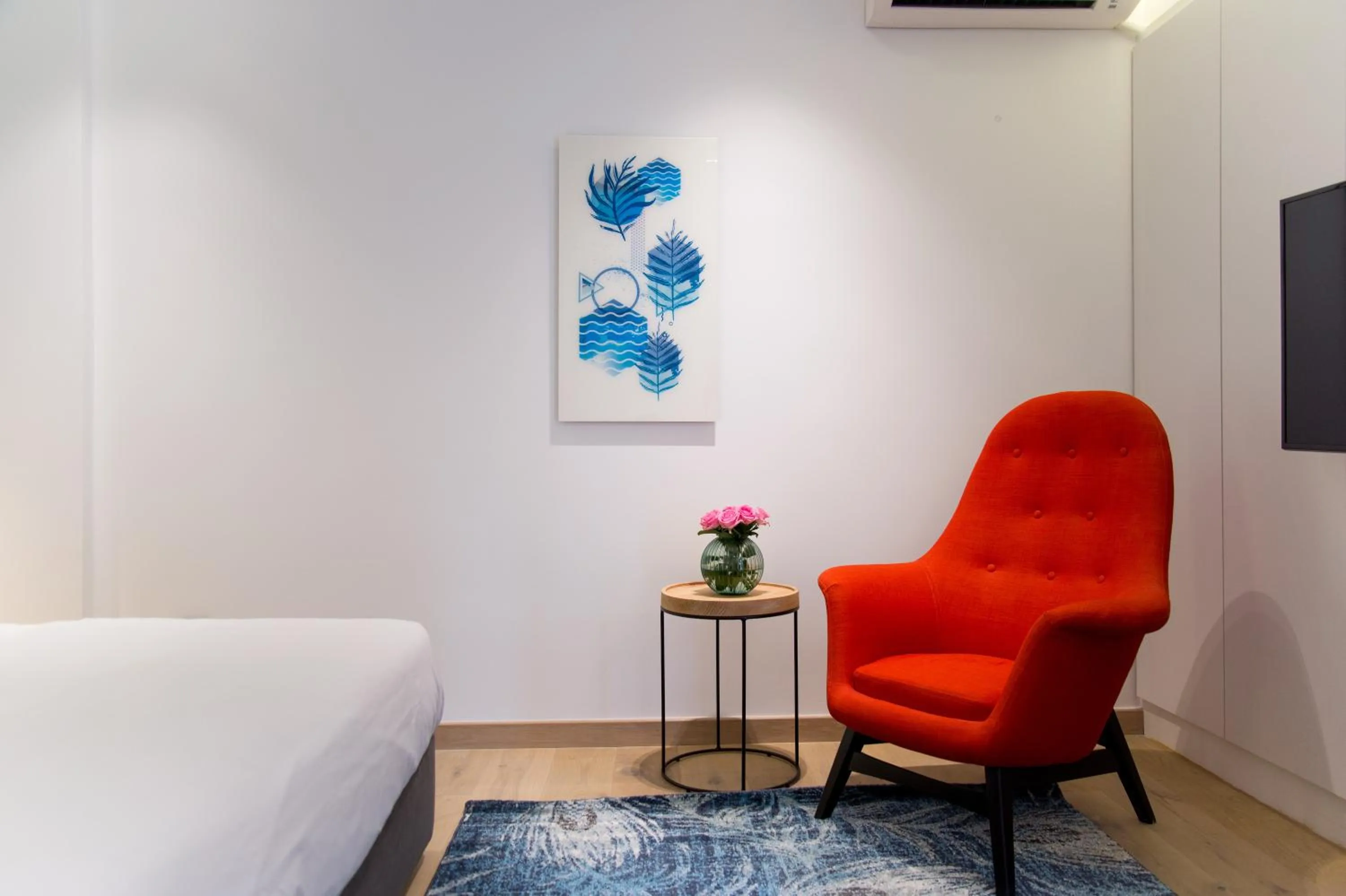 Bed in PINACOTA SUITES ATHENS