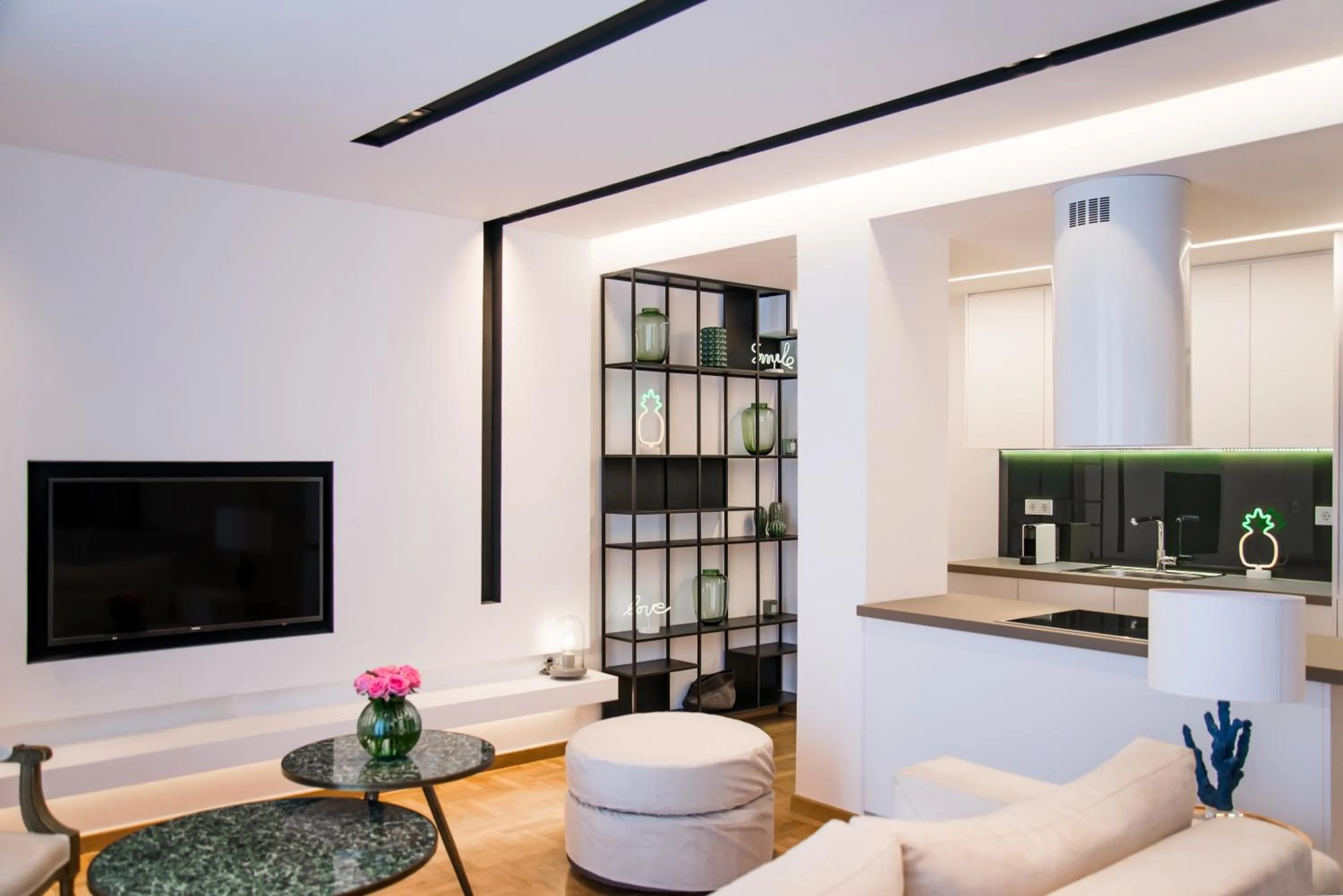 Kitchen or kitchenette in PINACOTA SUITES ATHENS