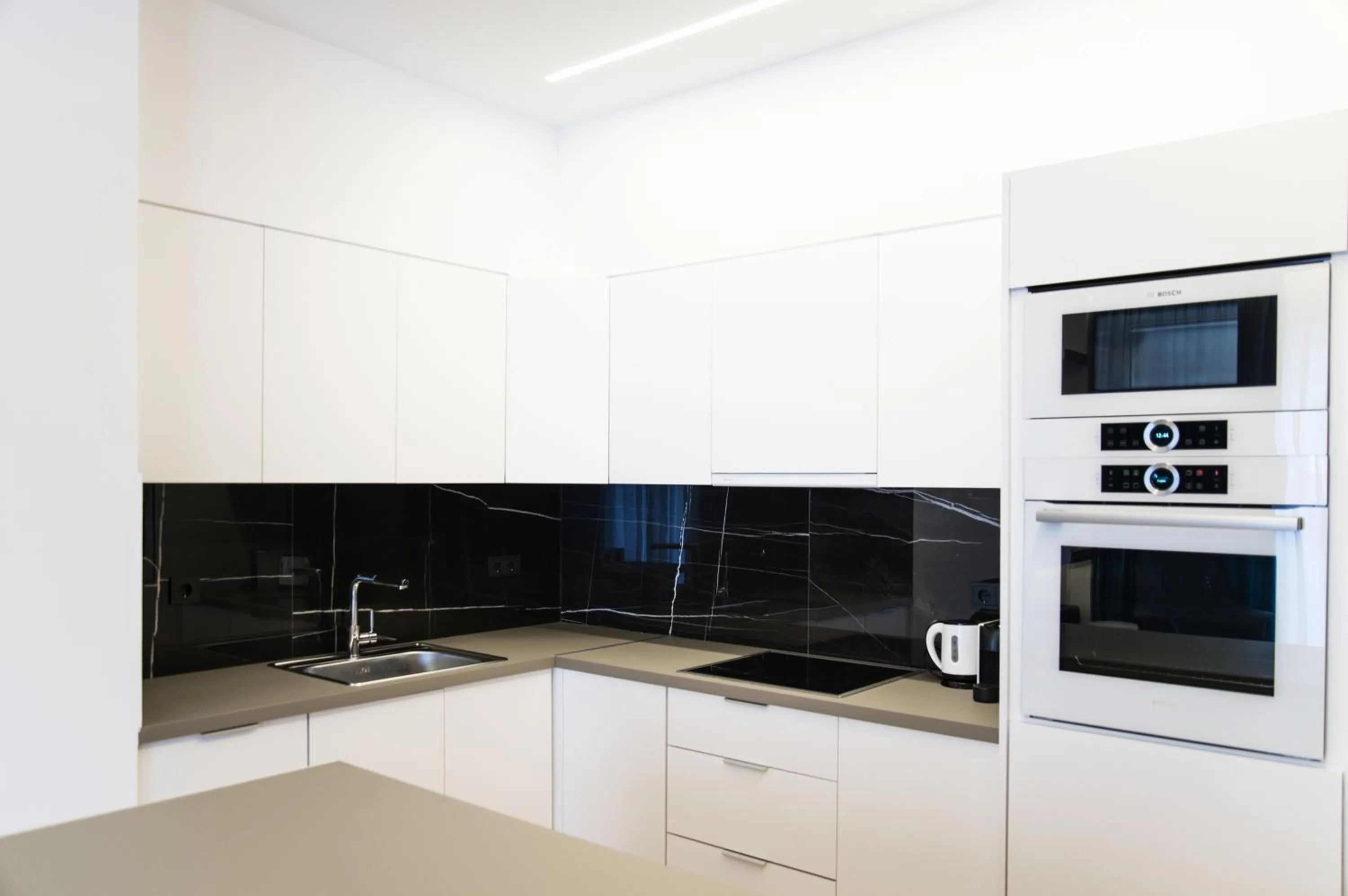 PINACOTA SUITES ATHENS