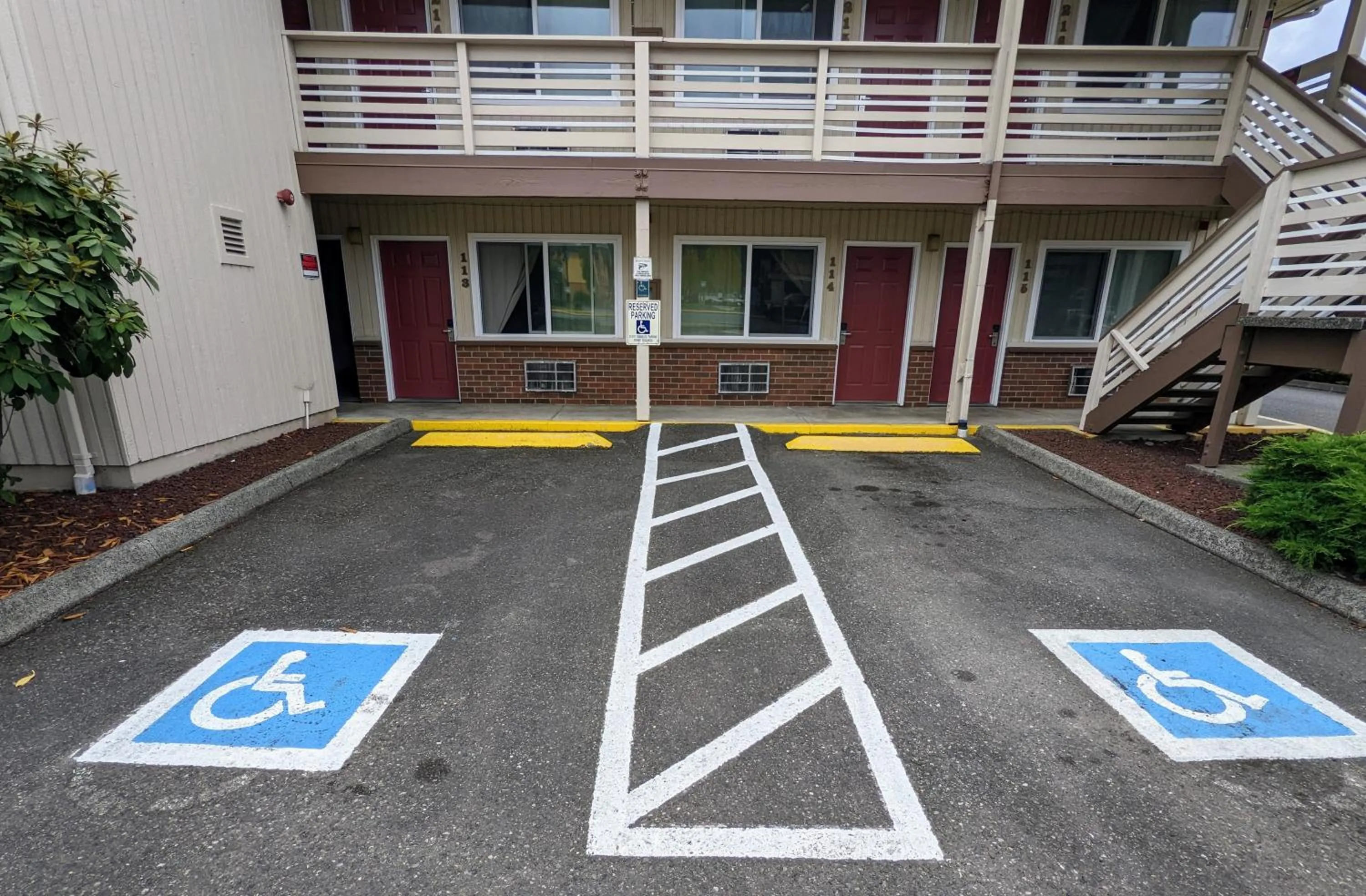 Parking in Fairground Inn