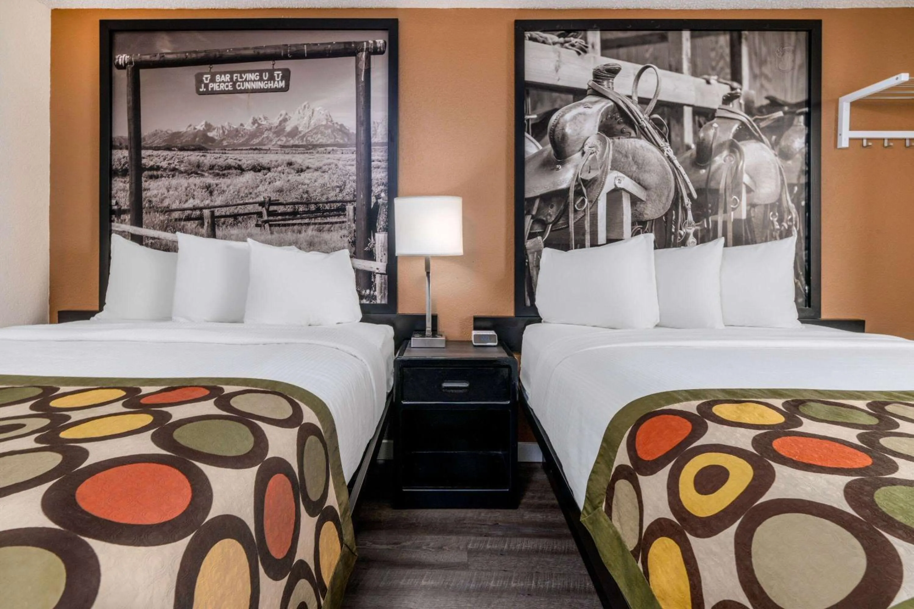 Photo of the whole room, Bed in Super 8 by Wyndham Cheyenne WY