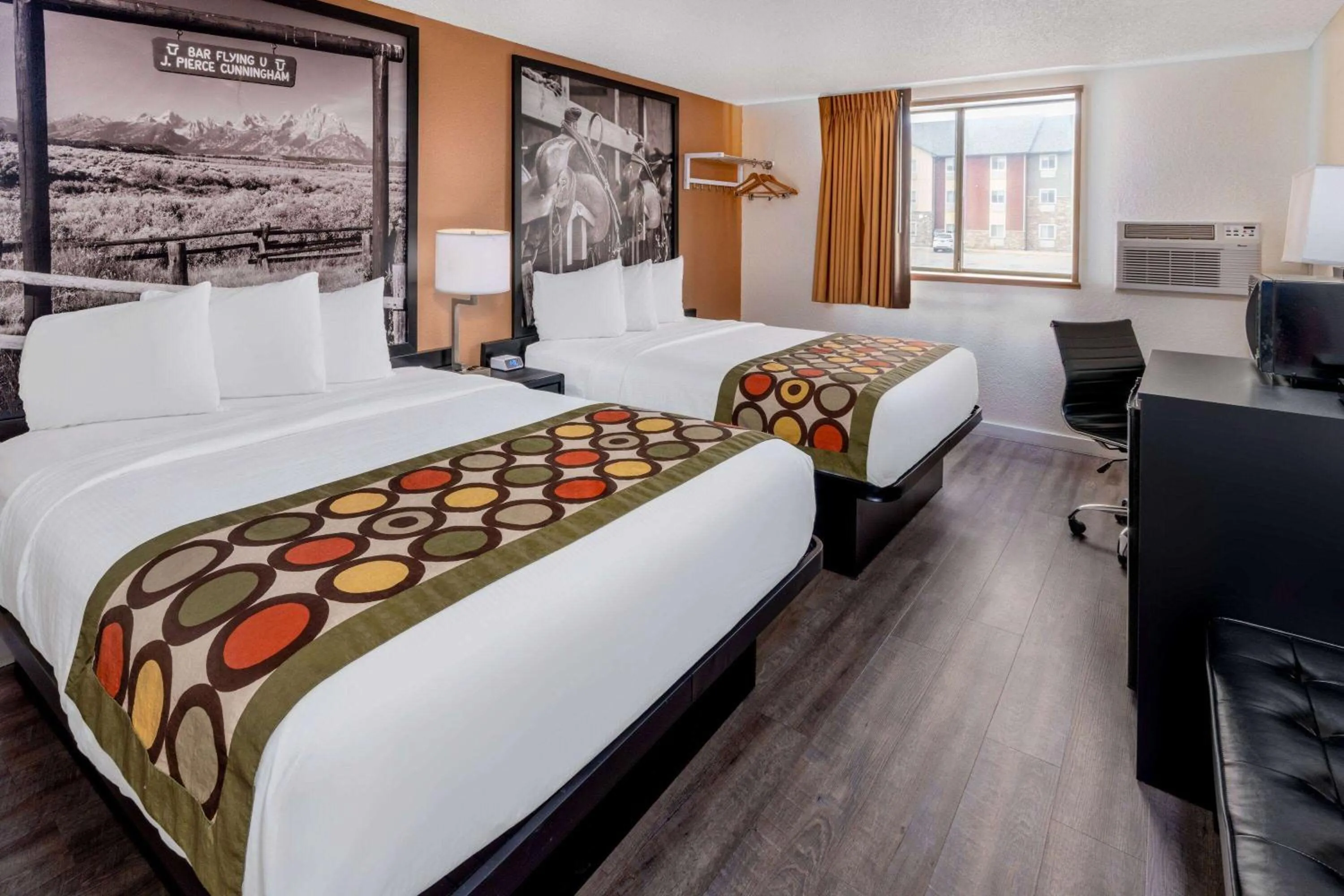 Photo of the whole room, Bed in Super 8 by Wyndham Cheyenne WY