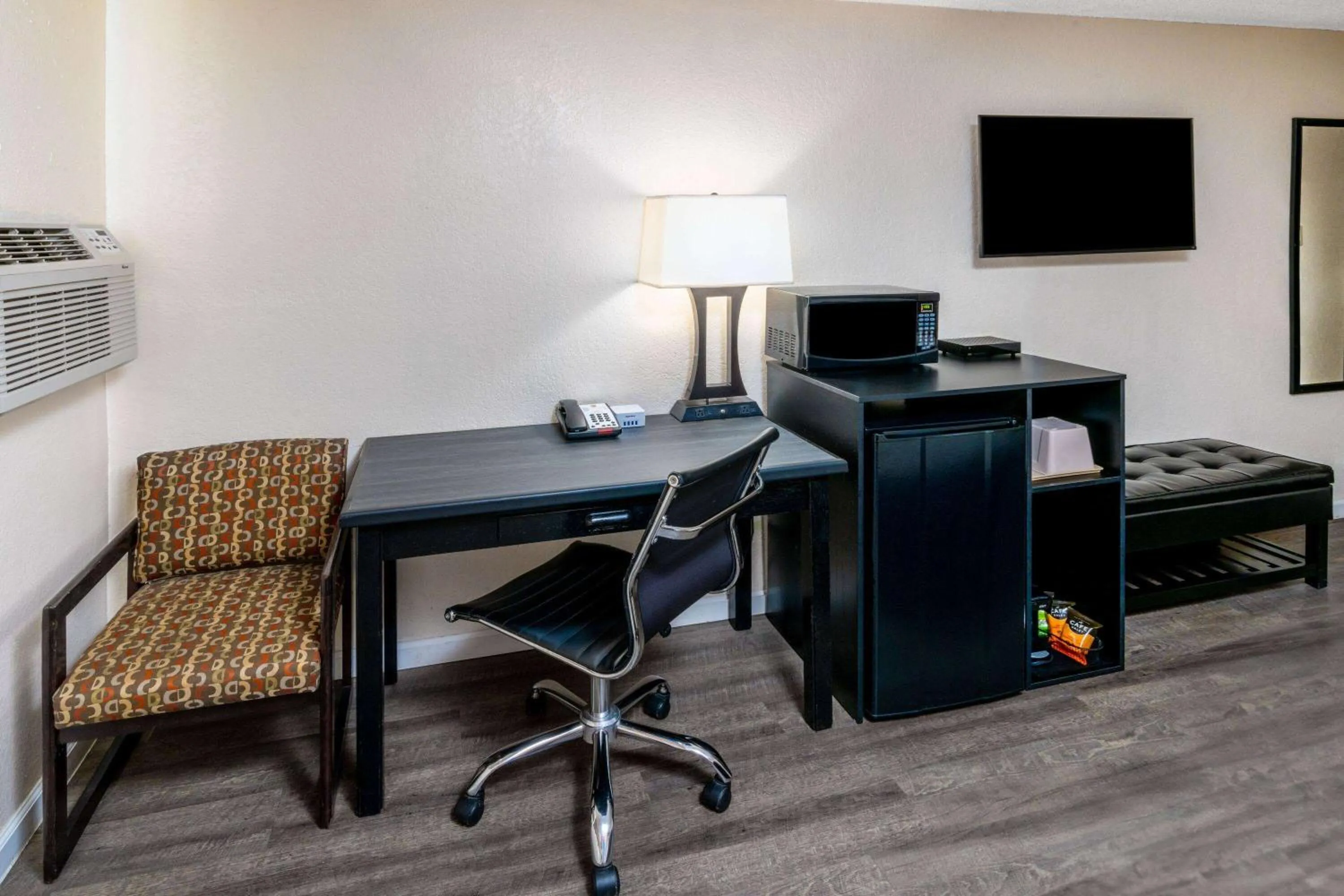 Photo of the whole room in Super 8 by Wyndham Cheyenne WY