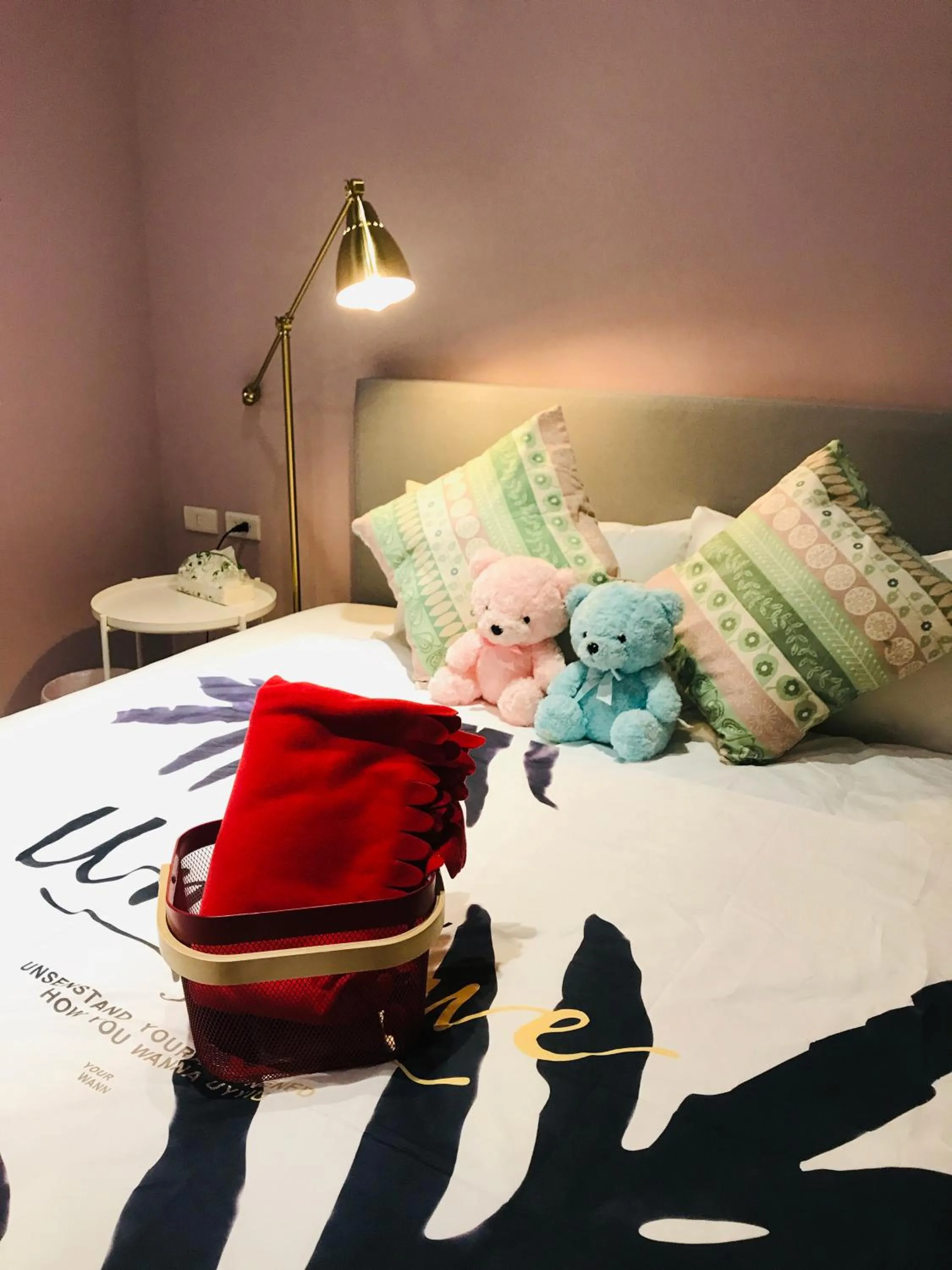 Bed in 依山村驛Yishan Village