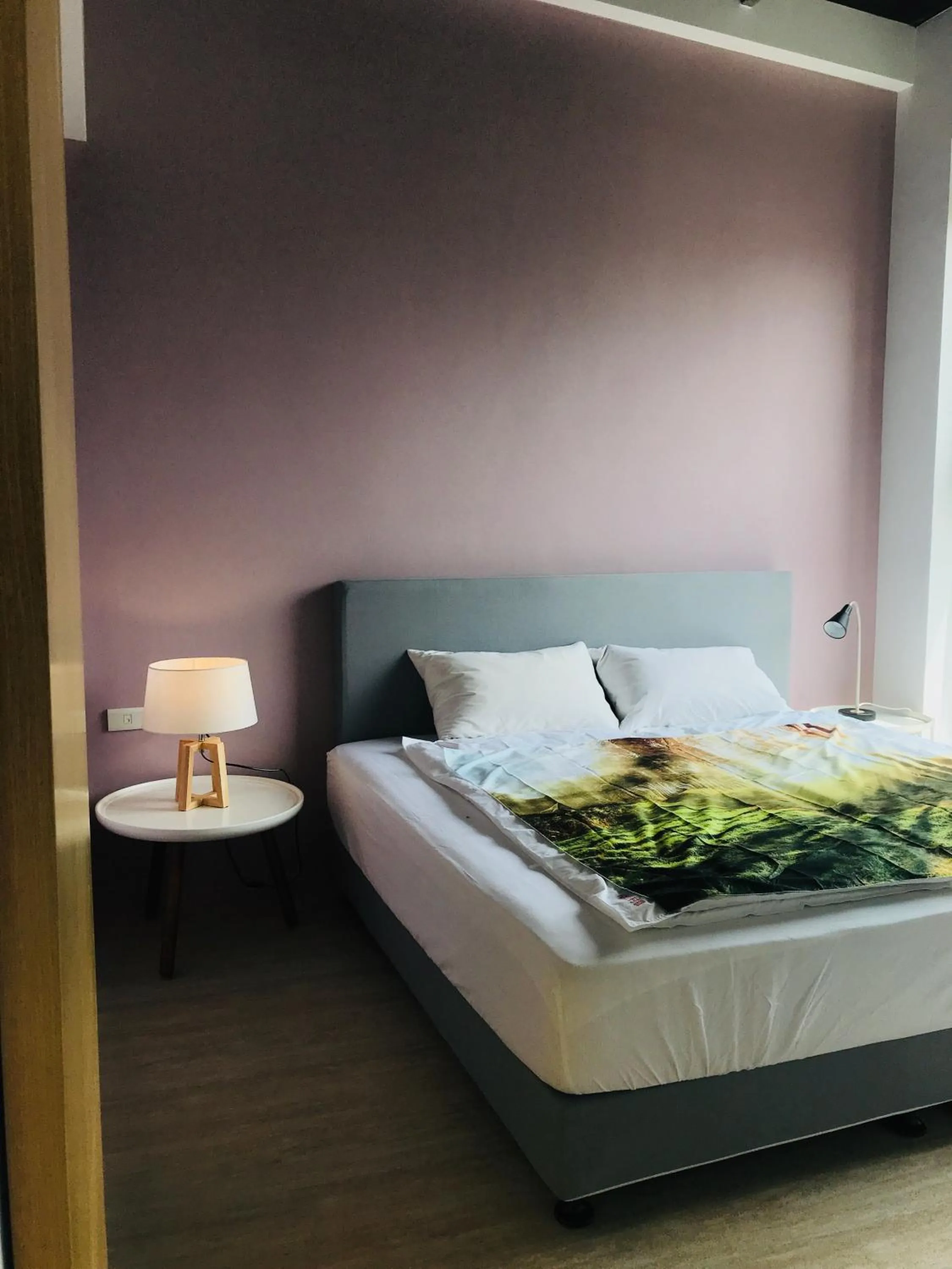 Bed in 依山村驛Yishan Village