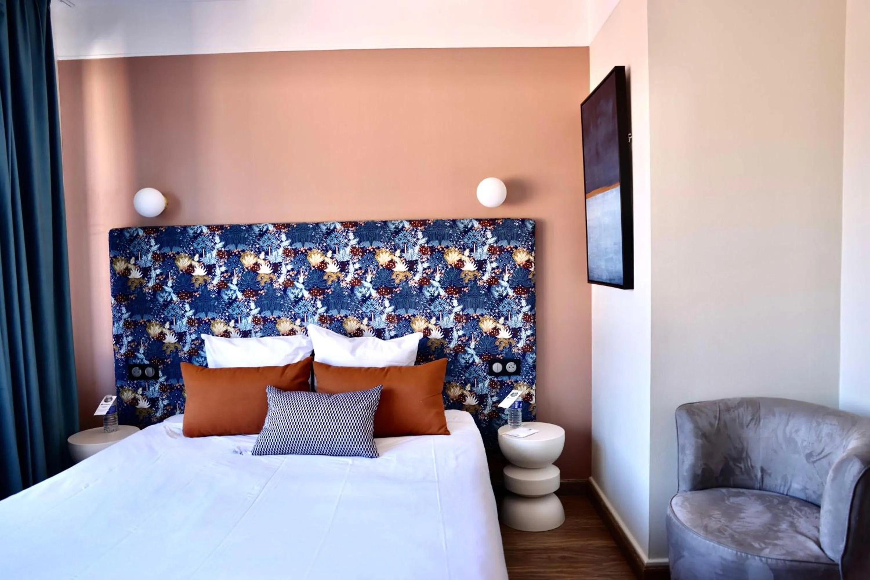 Photo of the whole room, Bed in Best Western Hôtel De La Bourse