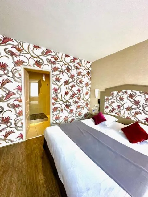 Bed in Best Western Hôtel De La Bourse