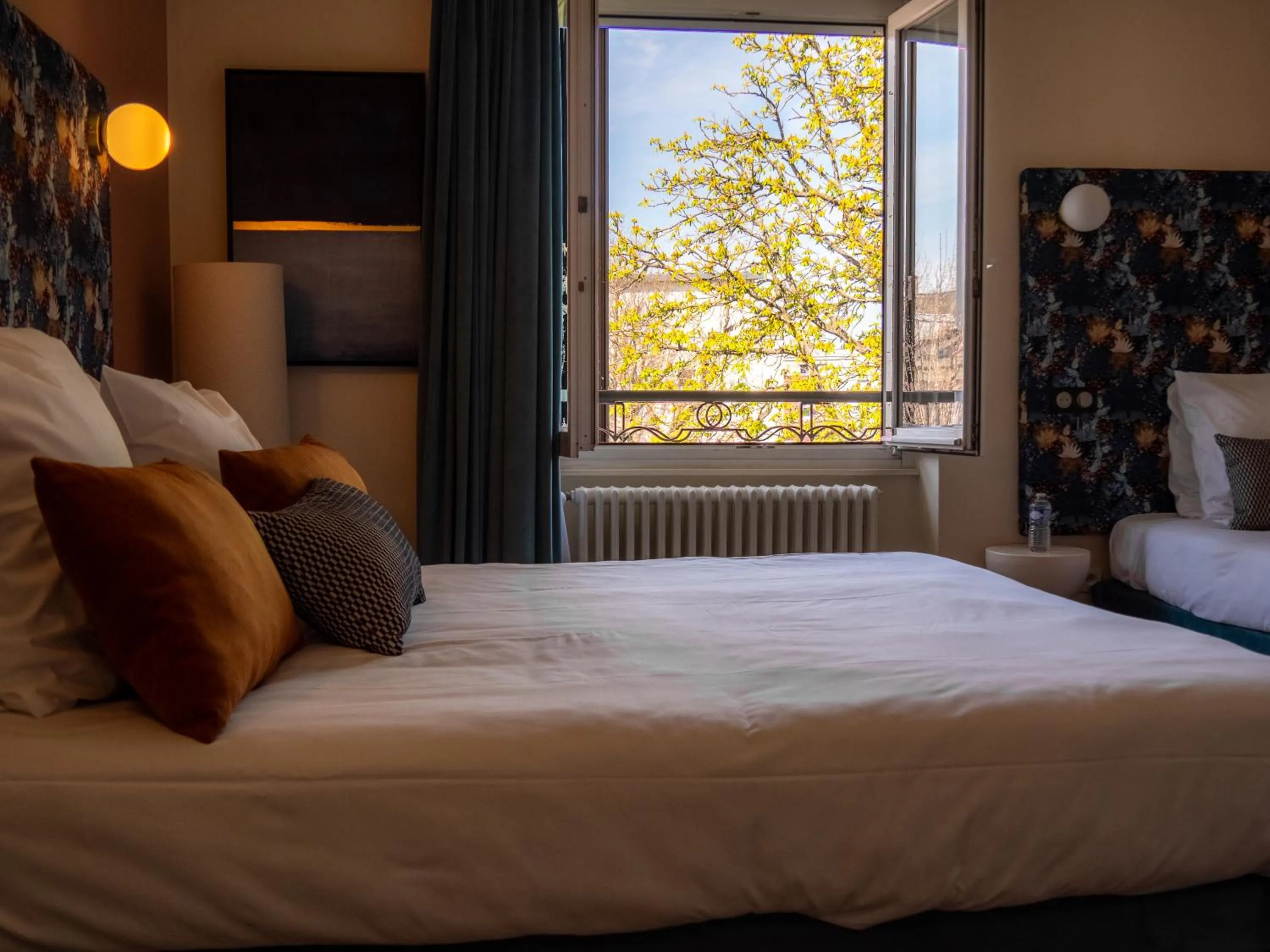 Bed in Hotel de la Bourse, Mulhouse Gare, Sure Hotel Collection by Best Western