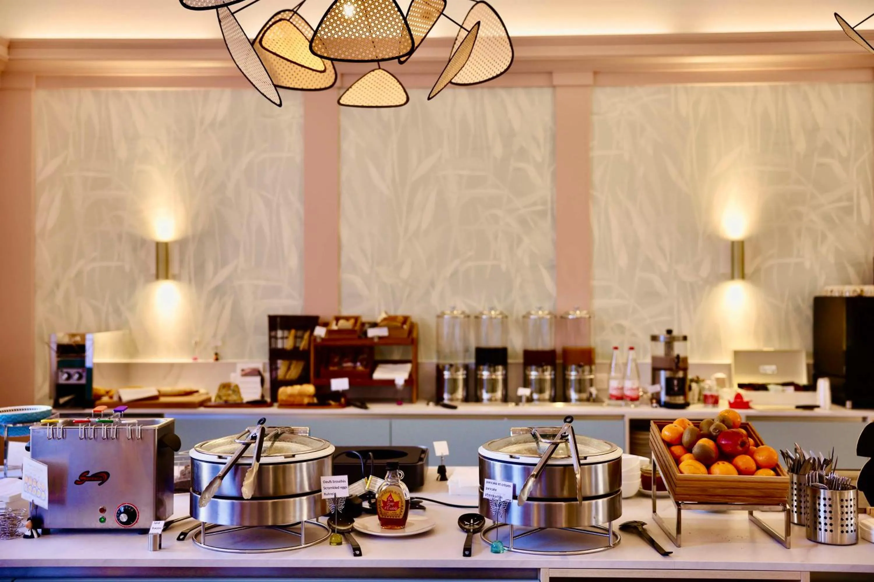 Breakfast in Best Western Hôtel De La Bourse