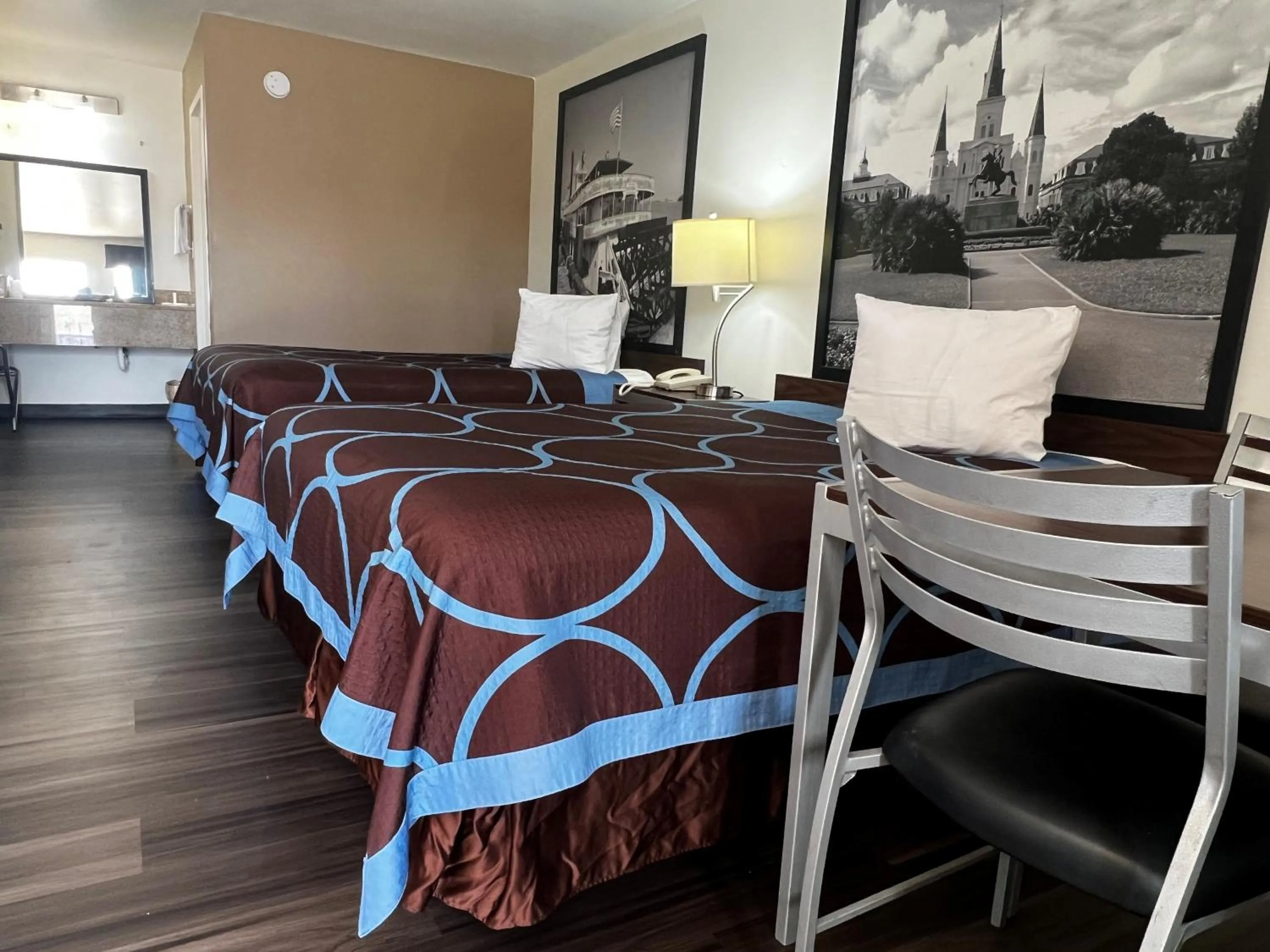 Bedroom, Bed in Super 8 by Wyndham Slidell