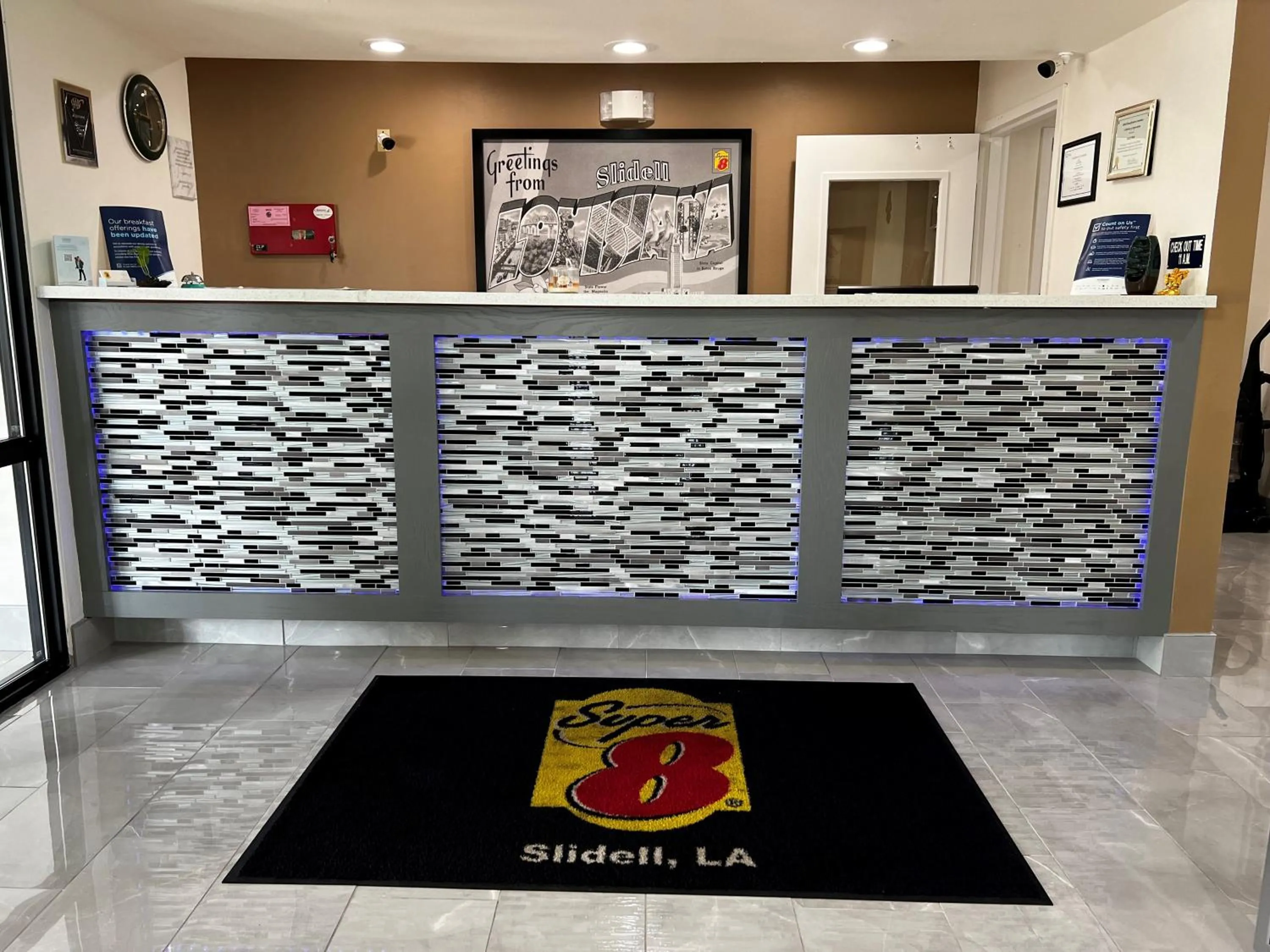 Lobby or reception in Super 8 by Wyndham Slidell