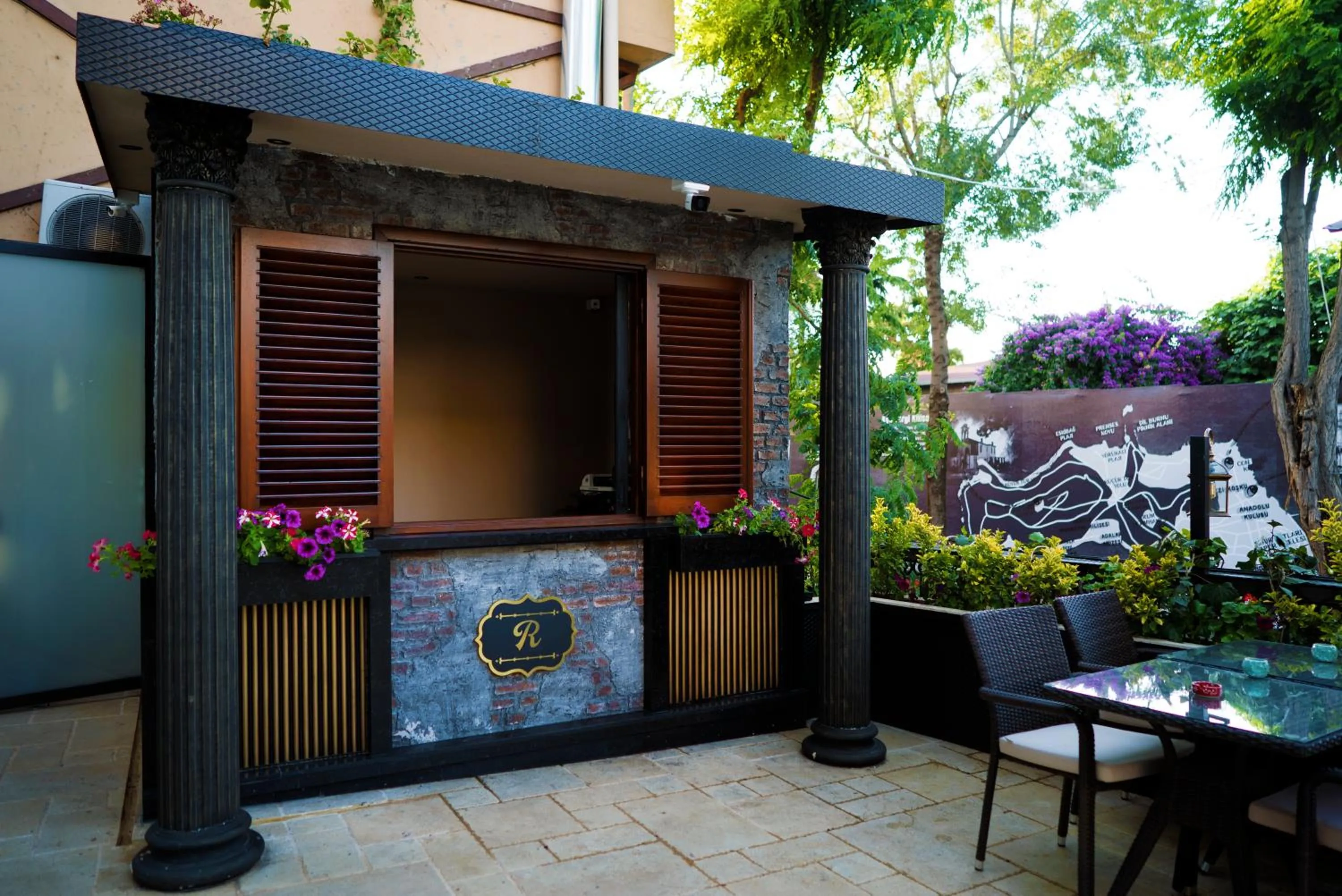 Property building in No2 Hotel By Şükrü