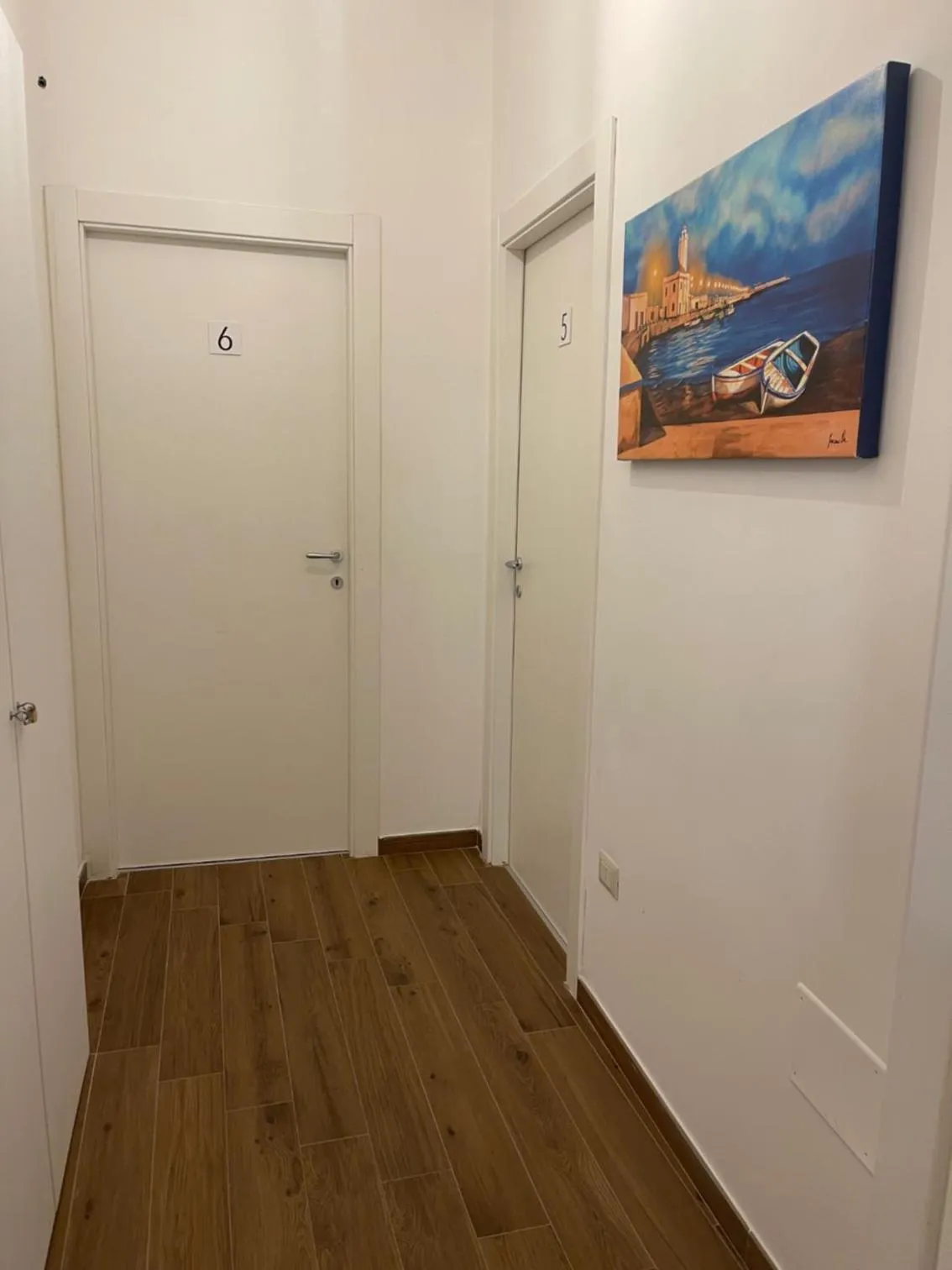 Decorative detail in Casa D'Angiò -Manfredi Homes&Villas