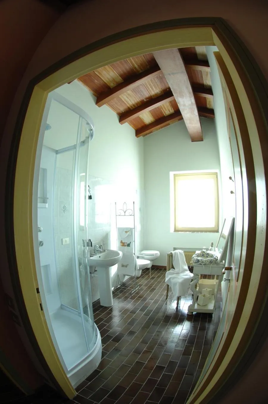 Bathroom in Mirabilia