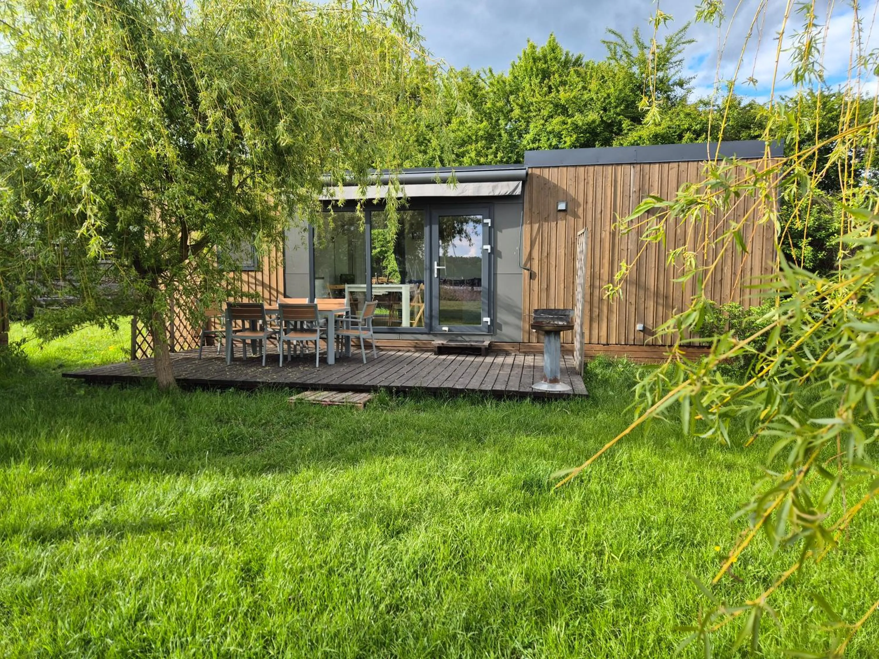 Pensjonat Rybaczówka - noclegi, restauracja, port