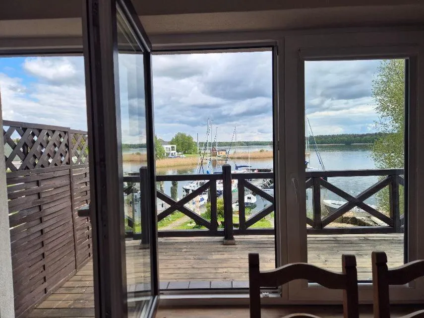 Pensjonat Rybaczówka - noclegi, restauracja, port