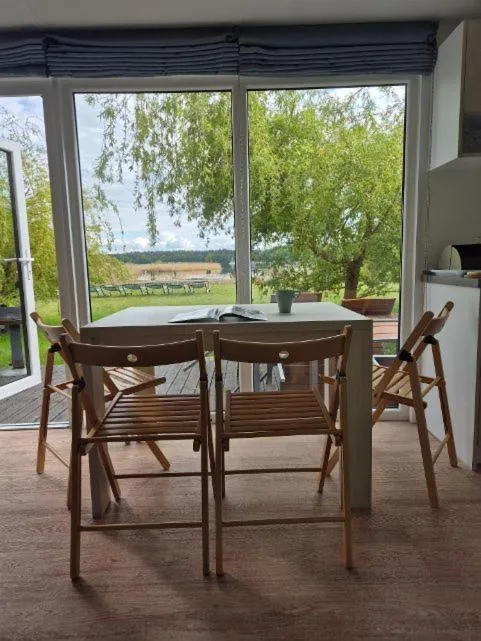 Pensjonat Rybaczówka - noclegi, restauracja, port